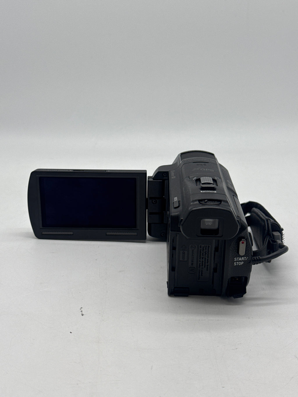 Sony HDR-PJ650V Full HD Camcorder 32GB Wi-Fi GPS Projector W/Cables
