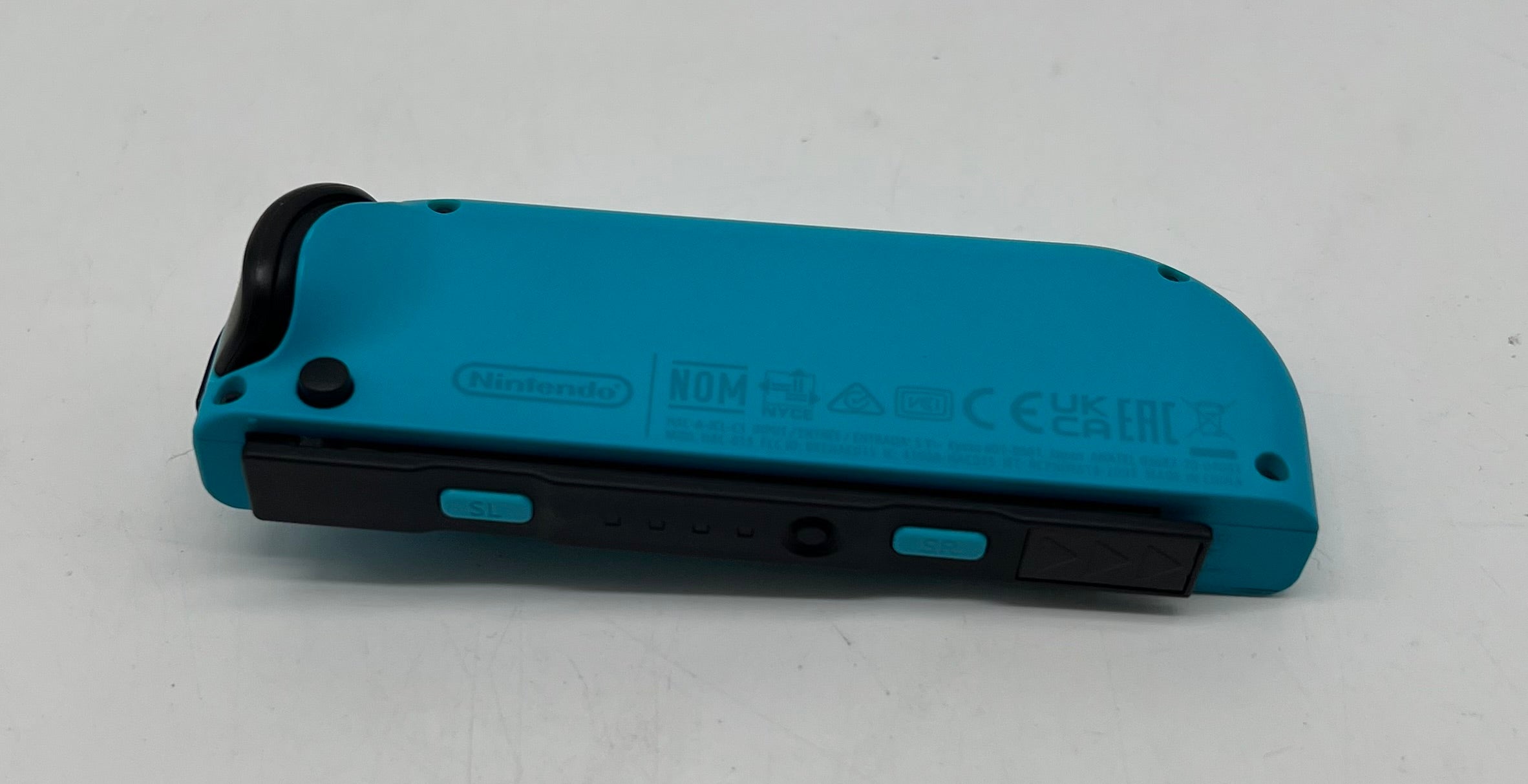Nintendo Switch Blue/Red (HAC-001-01) 32GB w/ Minecraft - Used With Box