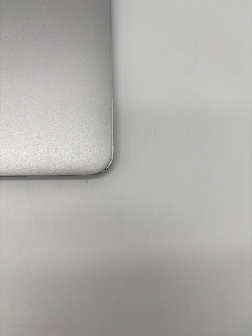 Apple MacBook Air 11" A1465 2015 Intel Core i5 4GB RAM 128GB SSD