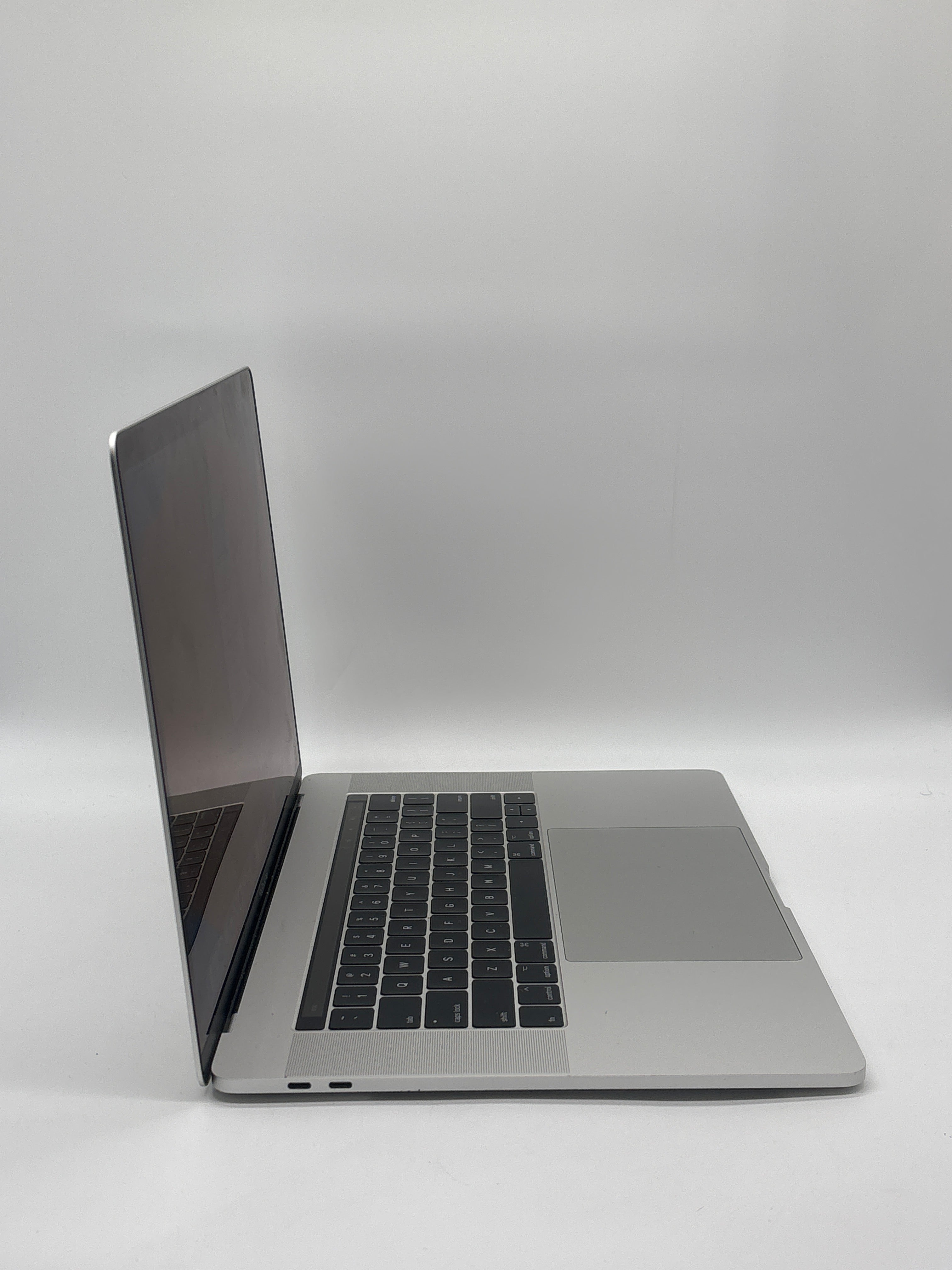 Apple MacBook Pro A1707 Ventura Intel Core i7 16GB RAM 256GB - Used