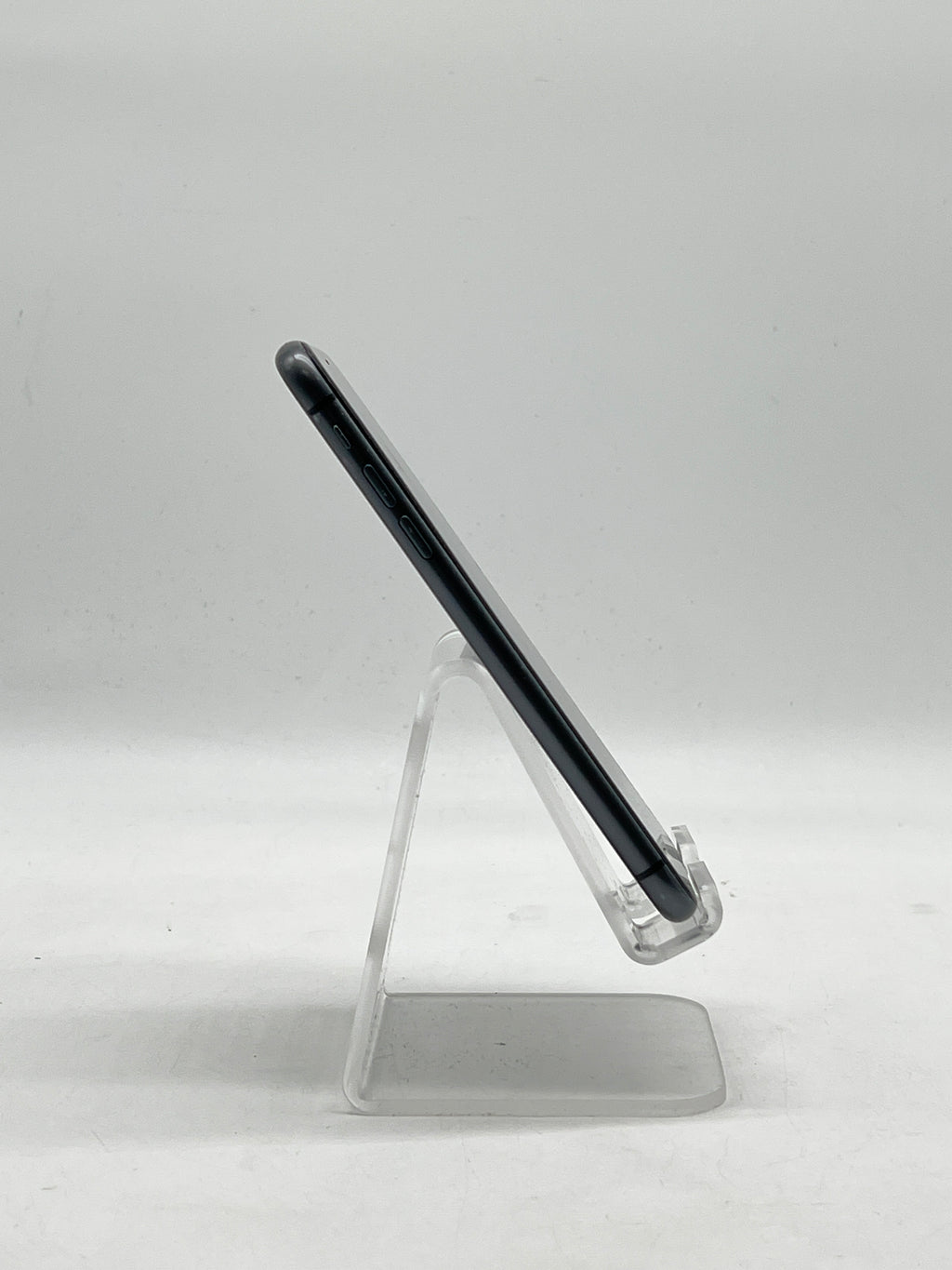 Apple iPhone 11 6.1" 64GB Network Unlocked Black - Front Screen Damage