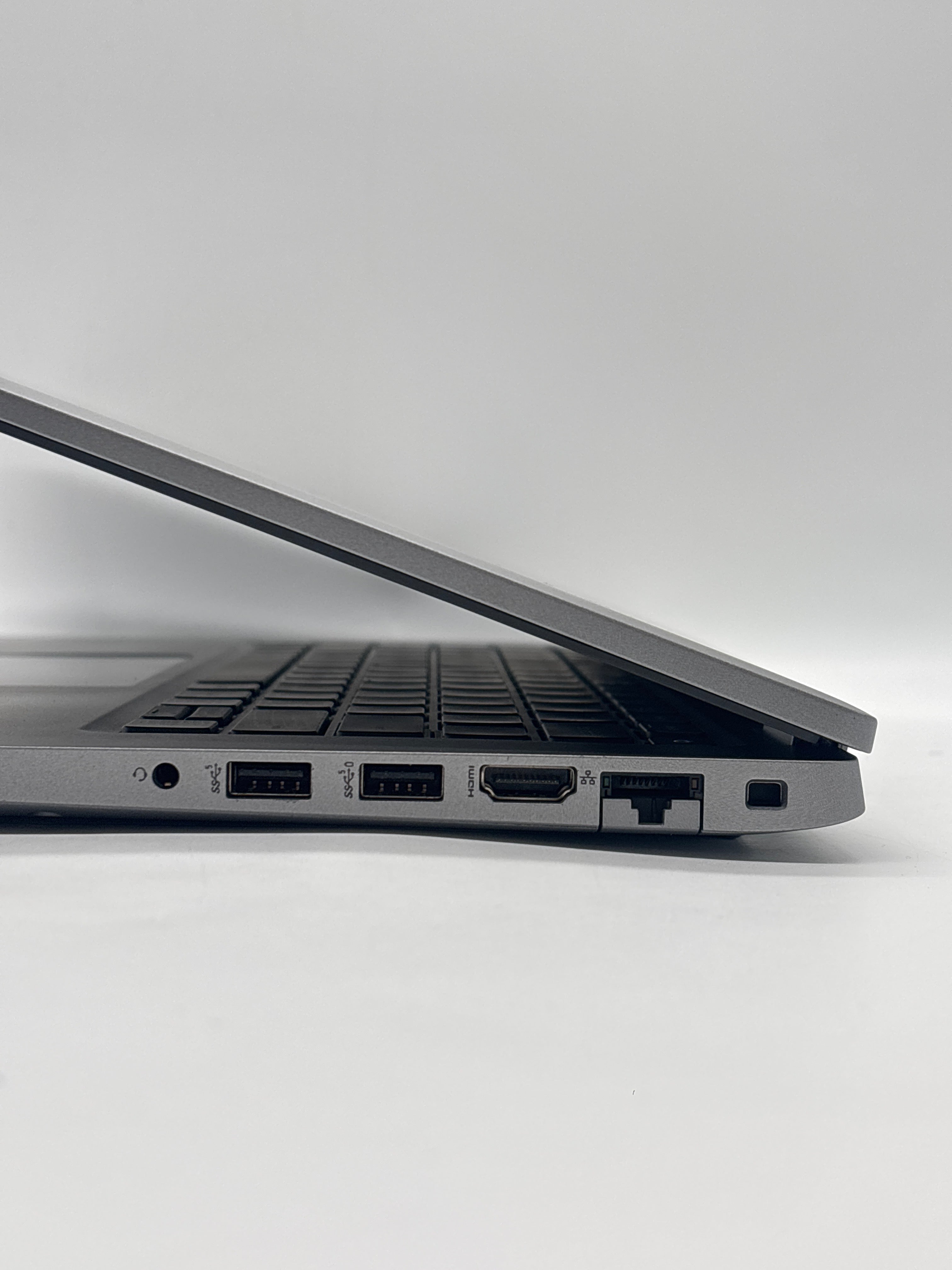 Dell Latitude 5430 i5-1245U 8GB RAM 256GB SSD - Cellular