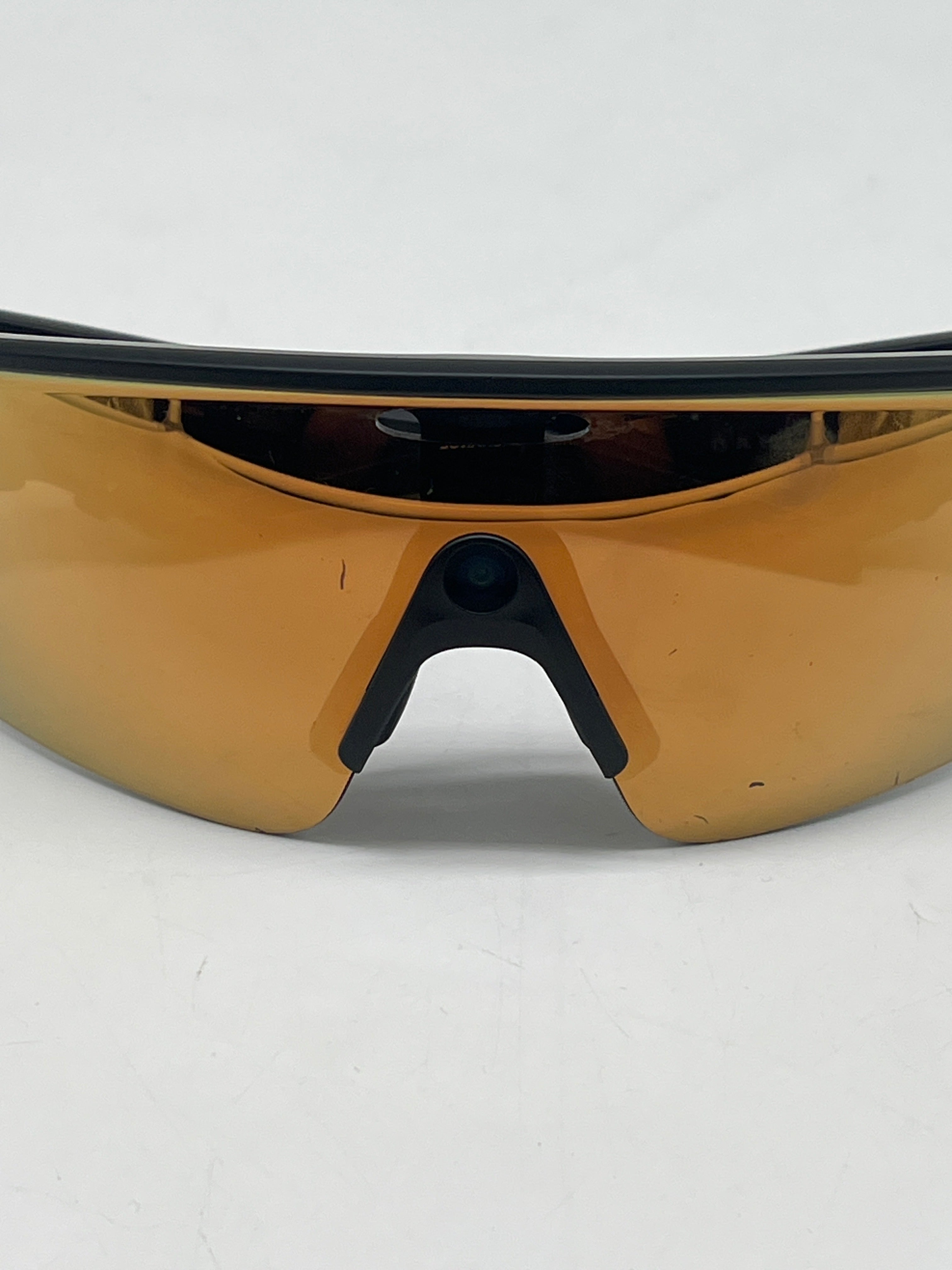 Oakley Meta Vanguard Black Frame Prizm 24K Lenses Smart Glasses W/o Case - Used