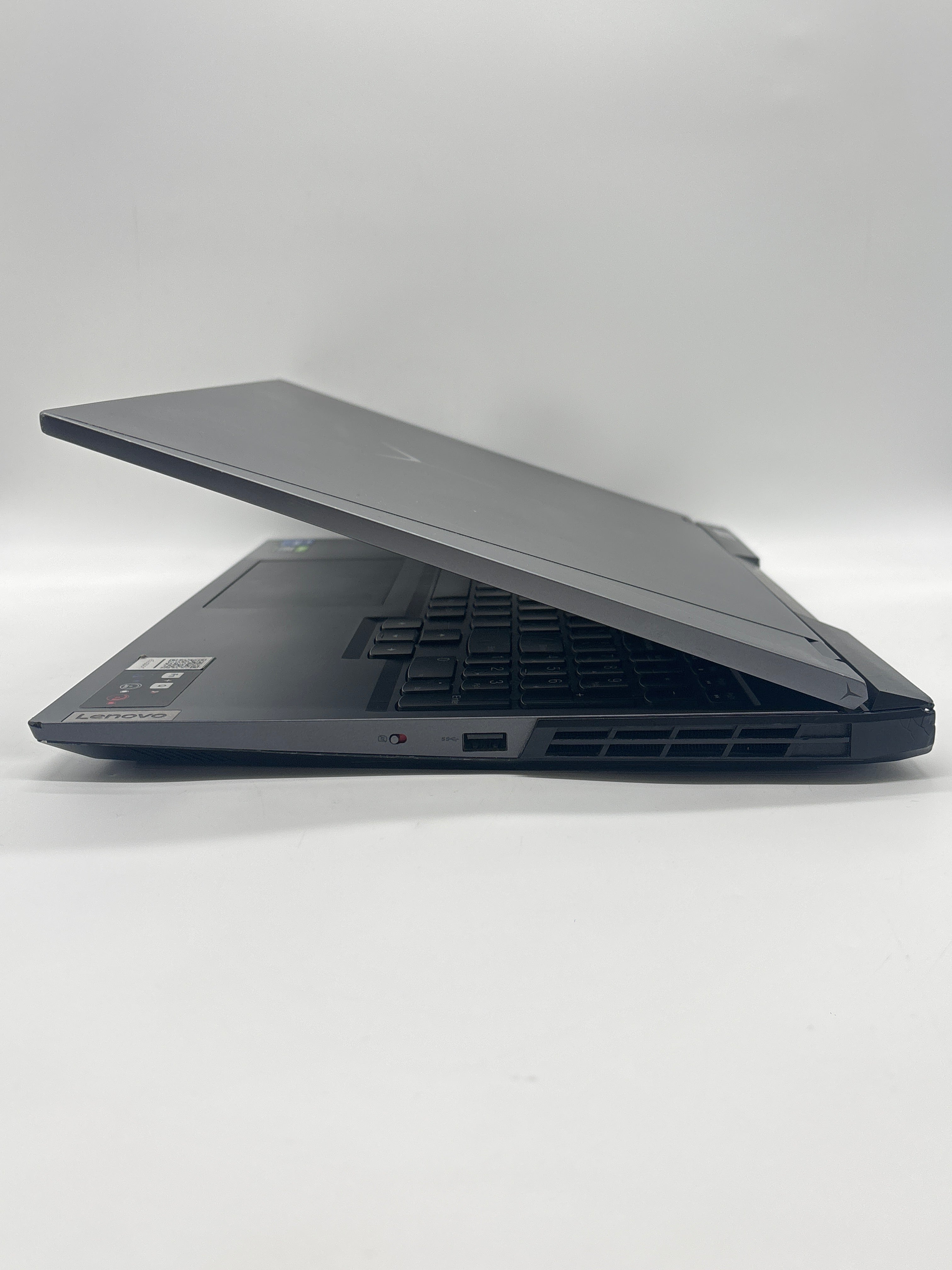 Lenovo Legion 5 Pro 16ITH6H i7-11800H 32GB RAM 2TB SSD GeForce RTX 3070
