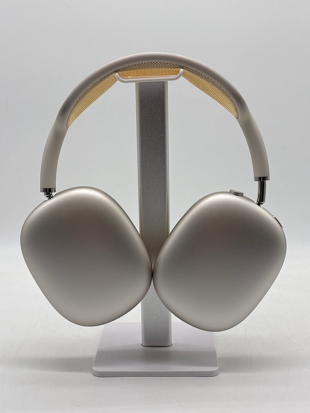 Apple AirPods Max A3184 Starlight Headphones - Used With Box