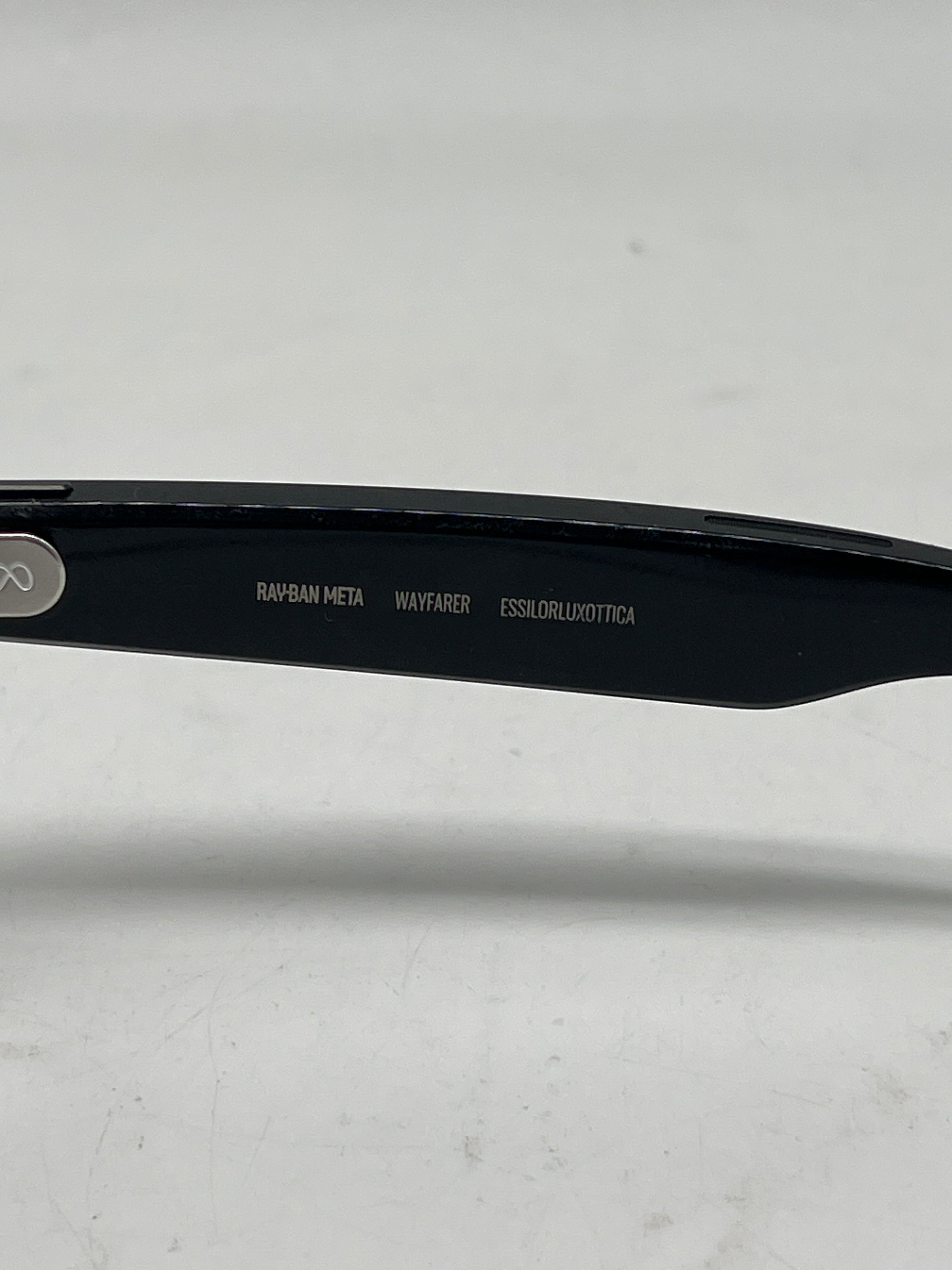 Ray-Ban Meta Wayfarer RW4006 Large Black - Used