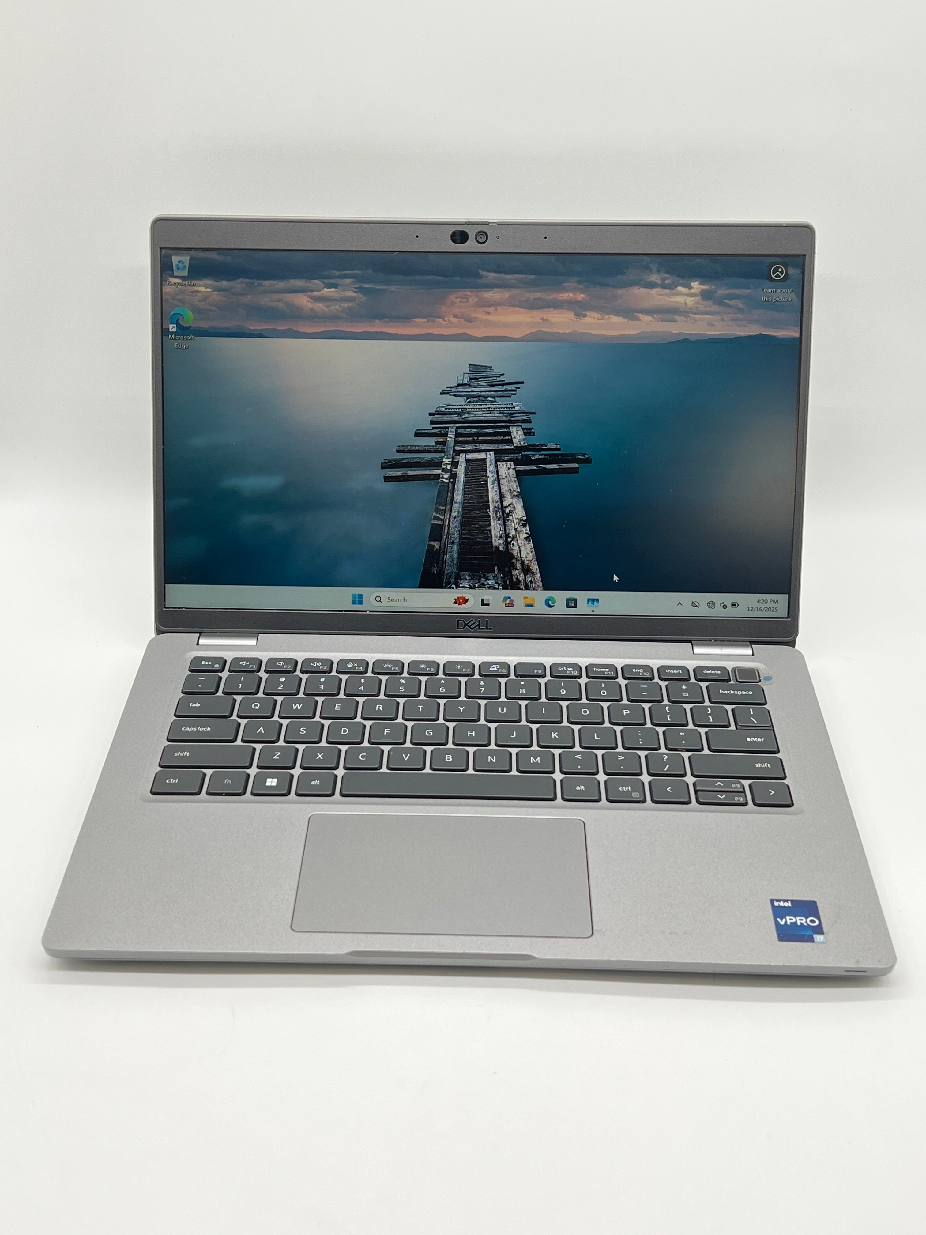 Dell Latitude 5430 14 in Intel Core i7 12th Gen 32 GB RAM 512 GB SSD Silver Used