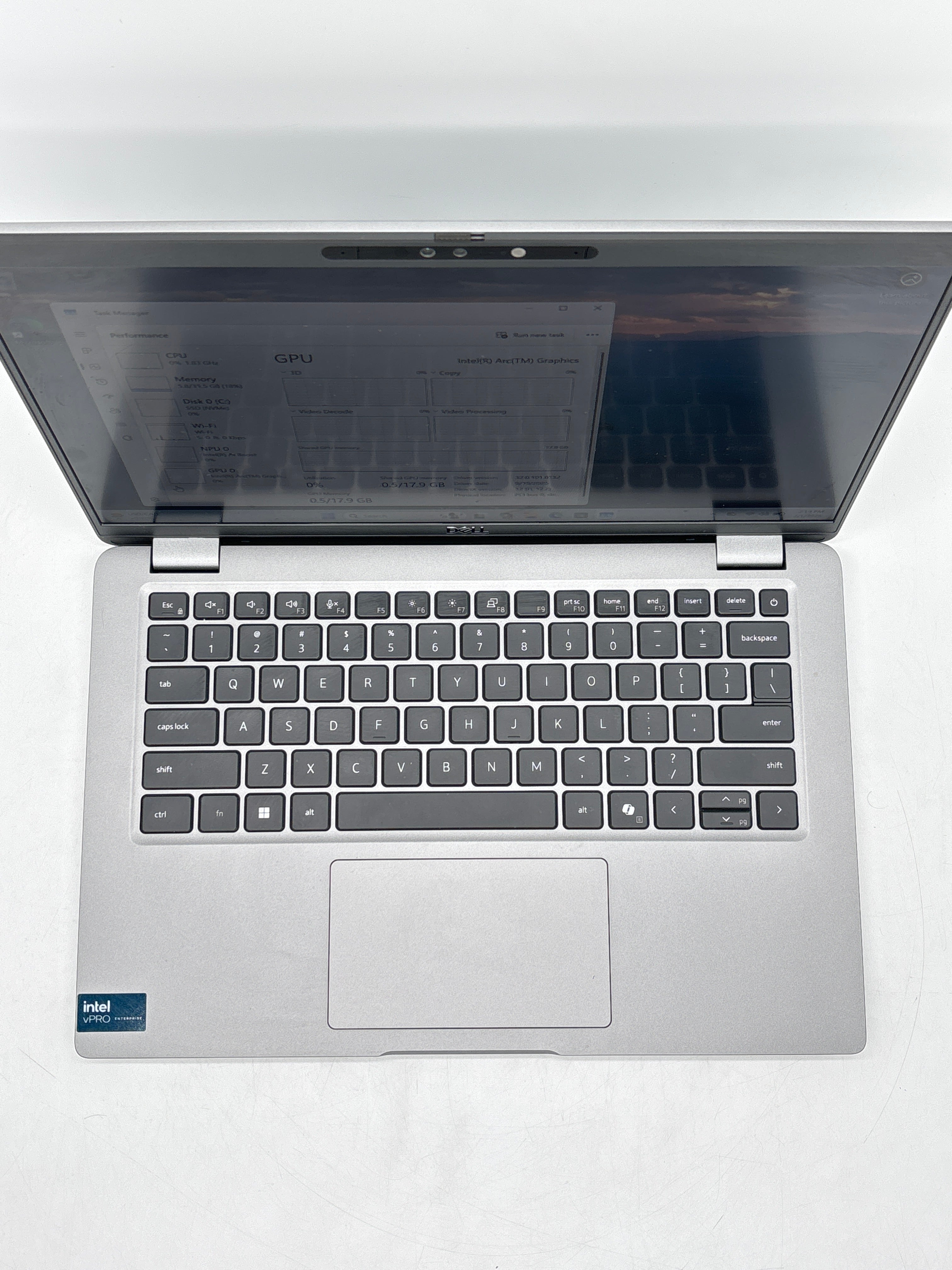 Dell Latitude 5450 14 in Ultra 7 165H 32GB RAM 512GB SSD Silver - Used