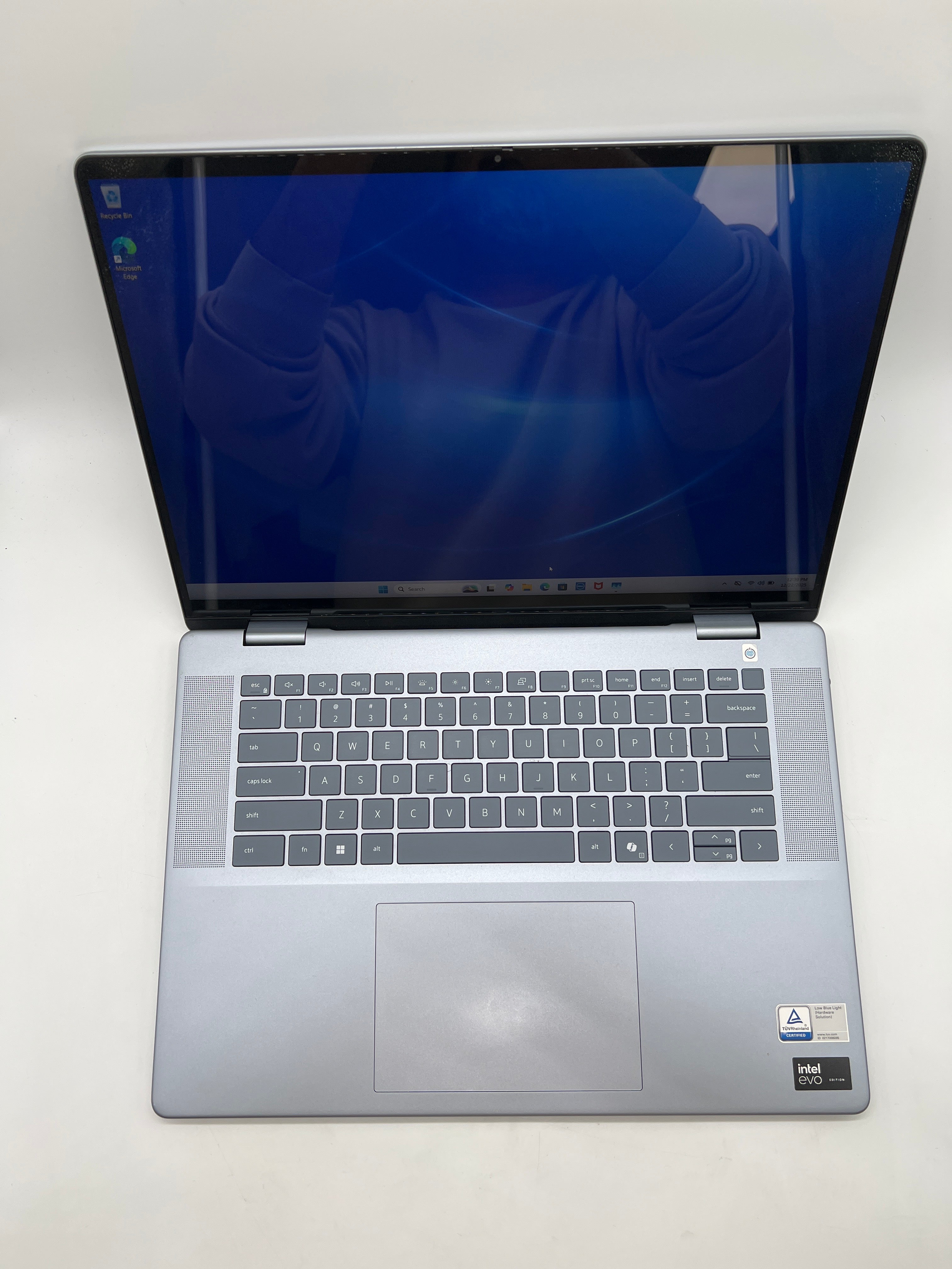 Dell Inspiron 16 7640 2-in-1 14" Ultra 7 16GB RAM 1TB SSD