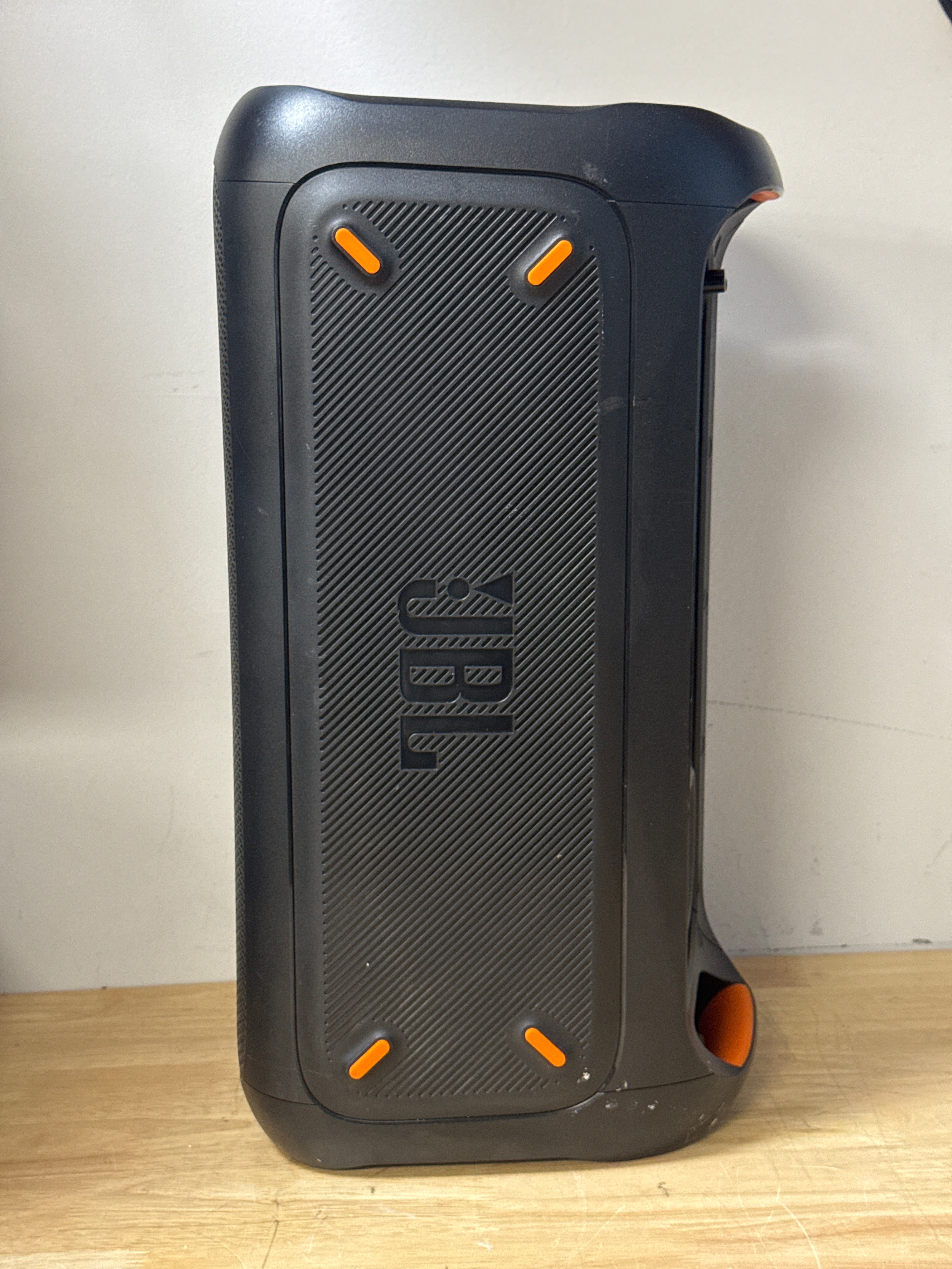 JBL PartyBox 100 Portable Wireless Bluetooth Speaker Black - For Parts (Read DESC)