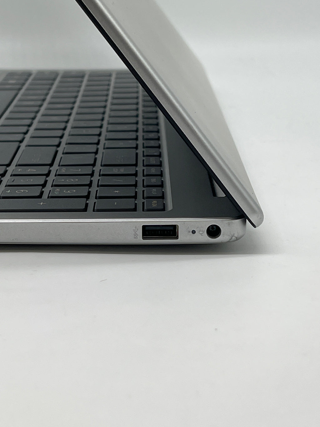 HP Laptop 15-fd0xxx i3-N305 8GB RAM 256GB SSD - Used
