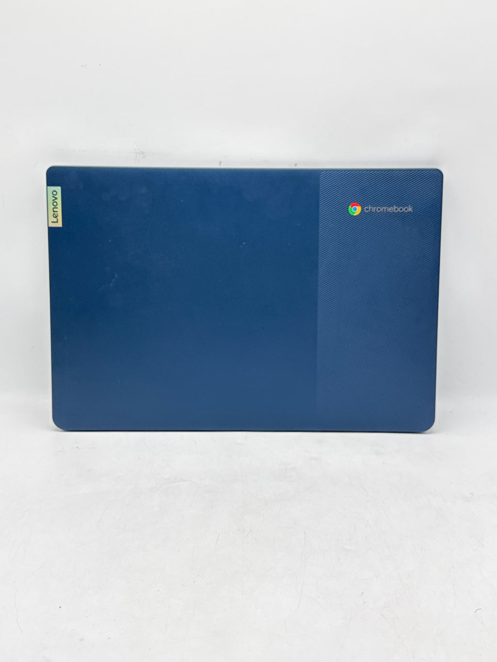 Lenovo IdeaPad Slim 3 Chrome 14M868 Kompanio 520 4GB RAM 64GB eMMC 14in - Used