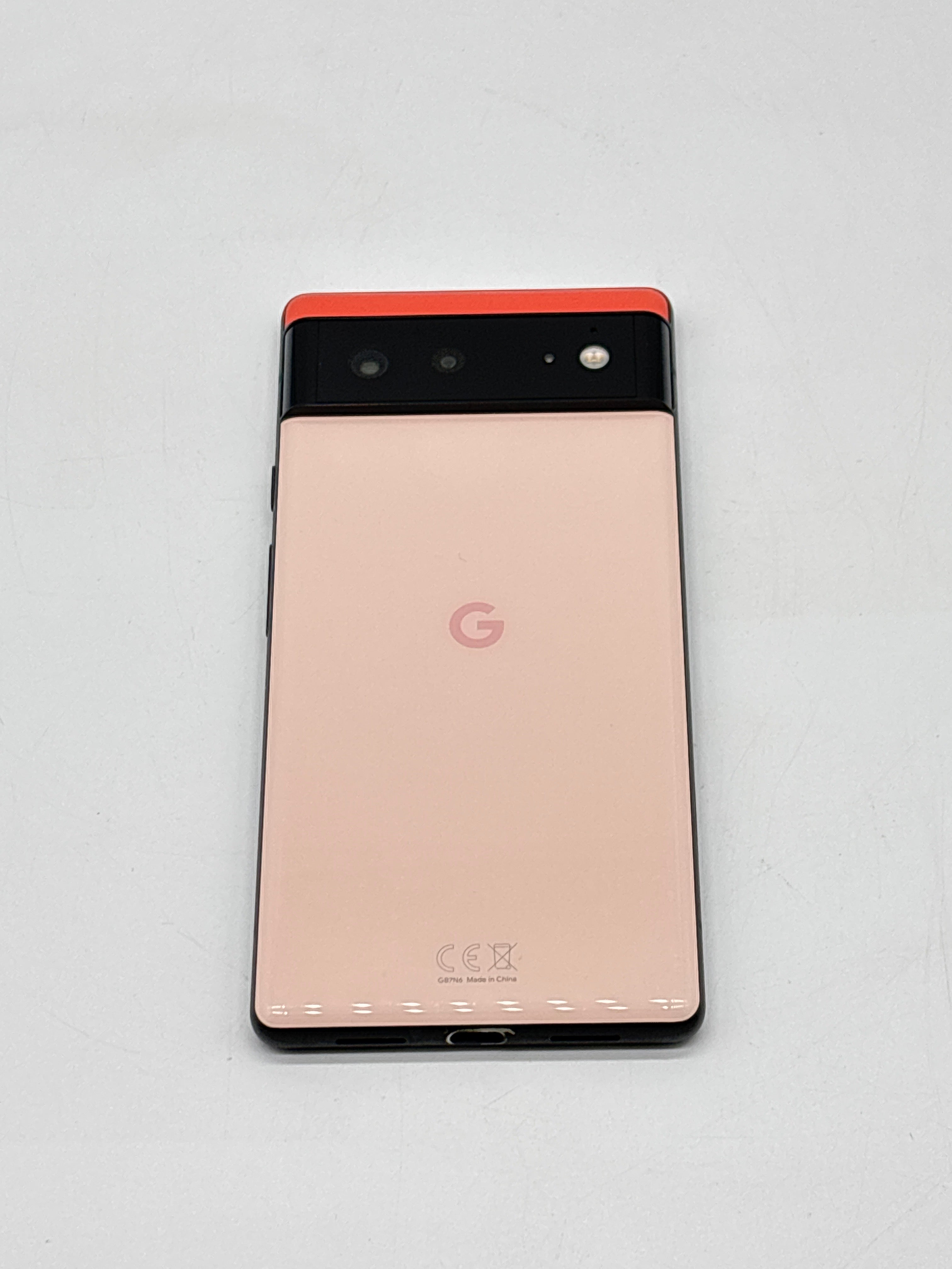 Google Pixel 6 6.4 in Octa Core 128 GB 8 GB RAM Unlocked Kinda Coral Used with Box