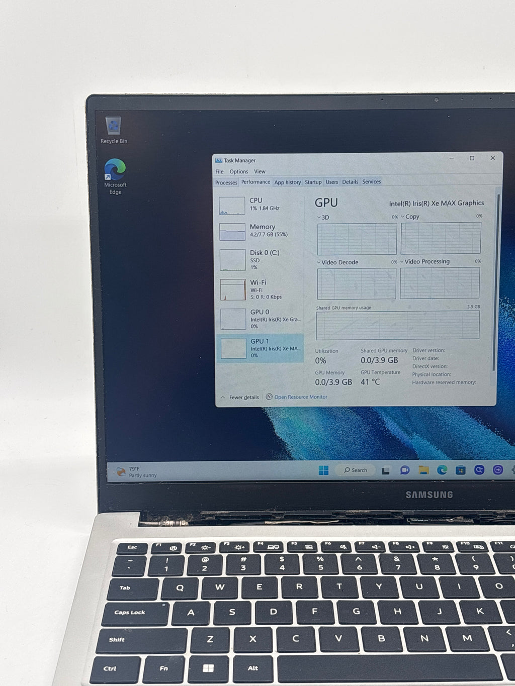 Samsung np750tda i5-1135g7 8GB RAM 256GB SSD - For parts (Read DESC)