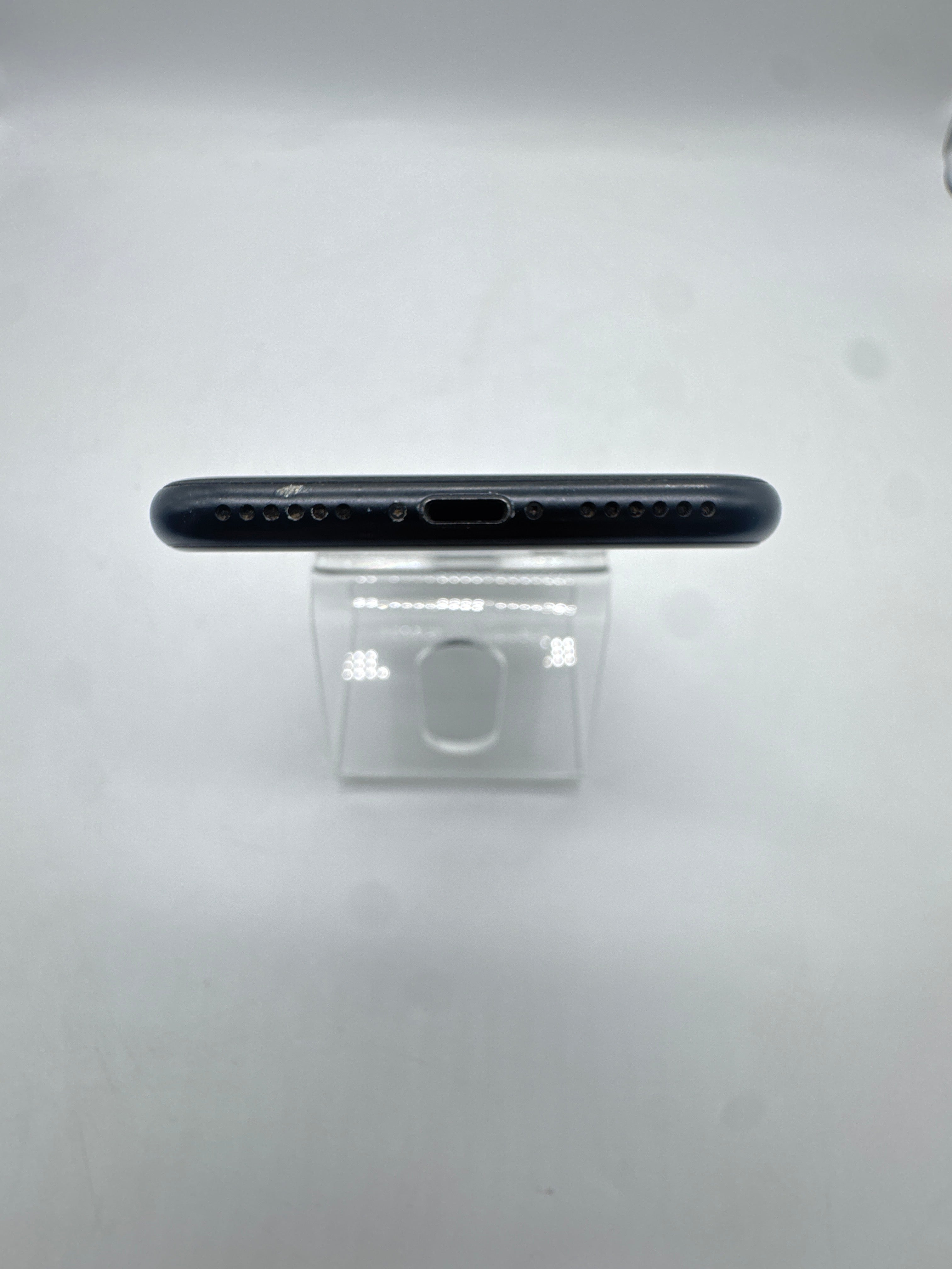 Apple iPhone SE 2nd Gen Black 64GB Unlocked - For Parts [Read]