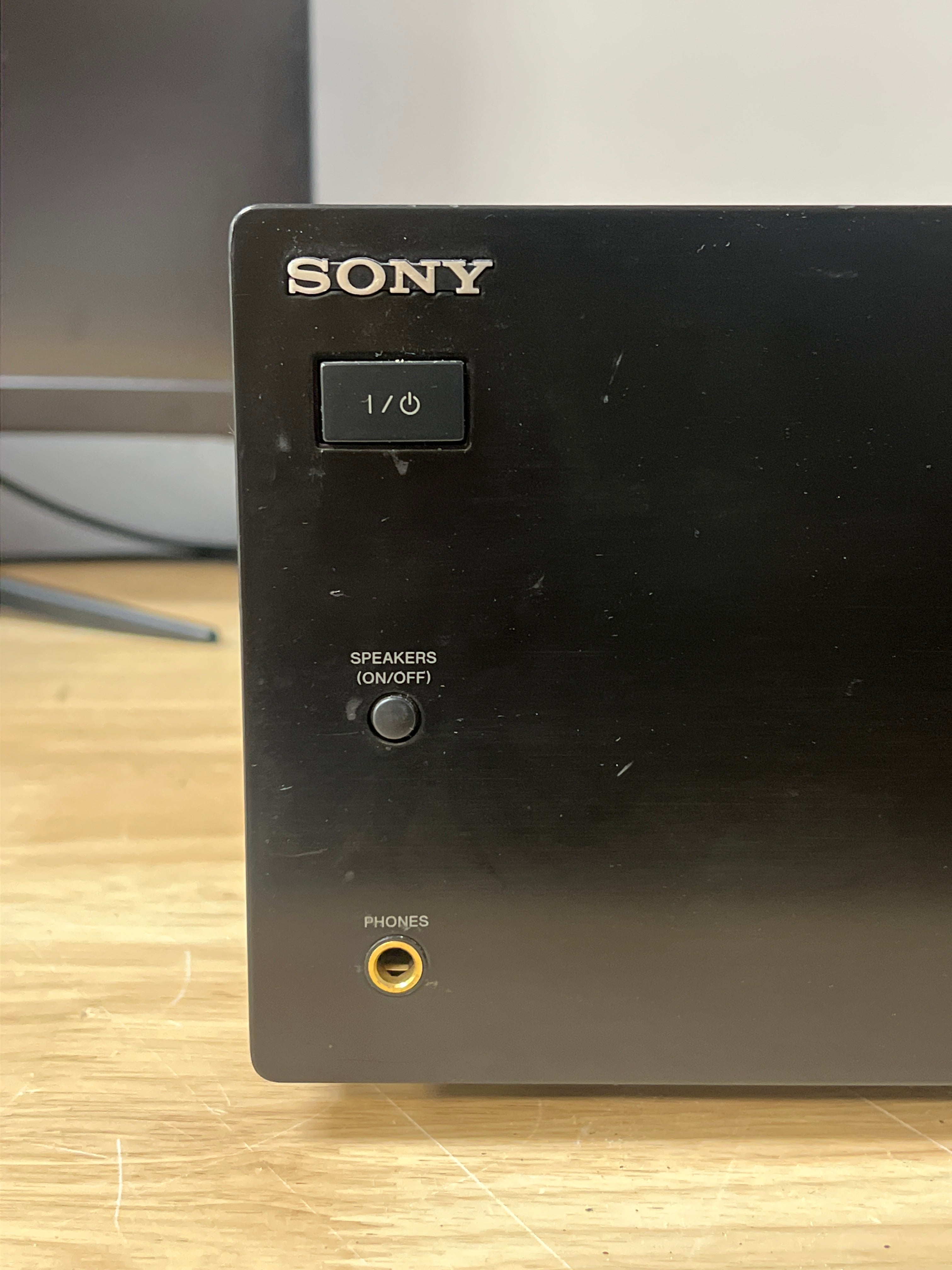 Sony STR-DG520 5.1 Channel HDMI Stereo Receiver Black Used