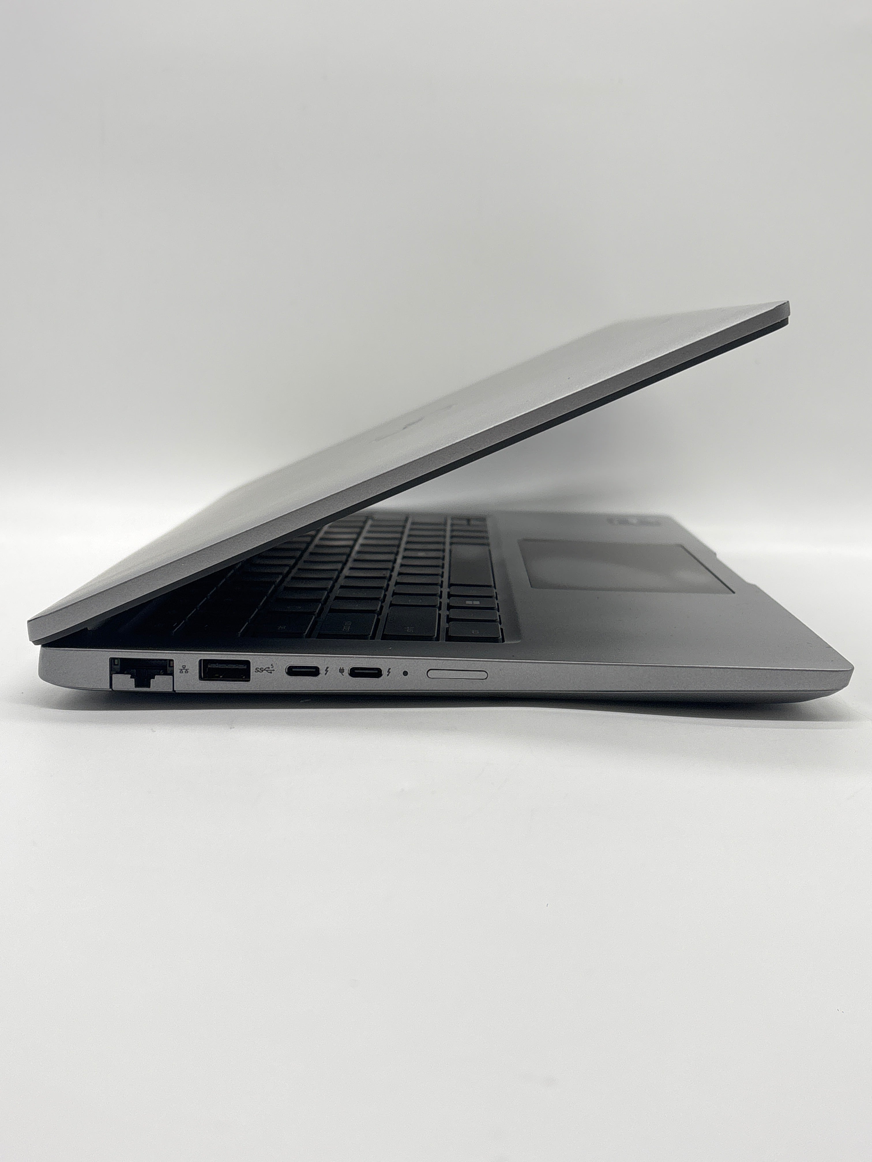 Dell Latitude 5440 i5-1335U 16GB RAM 256GB SSD - For Parts (Read DESC)