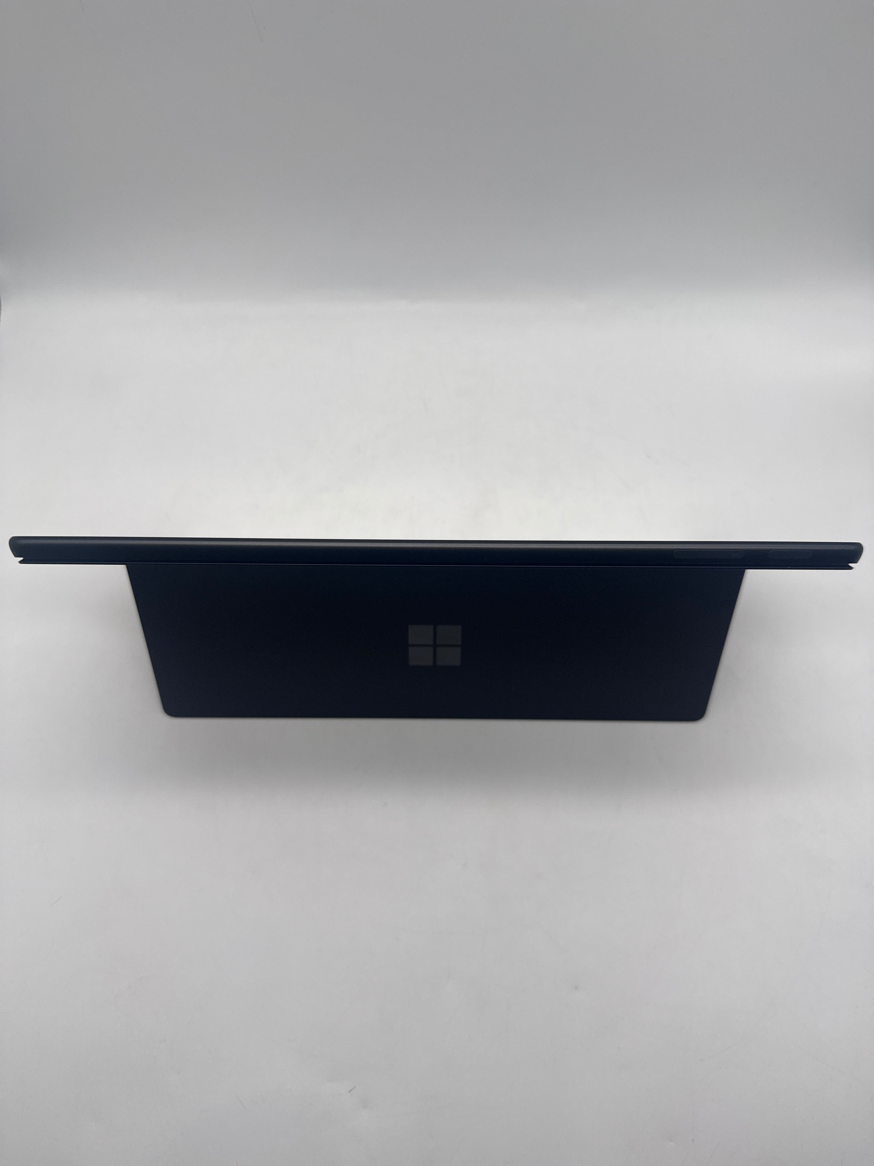 Microsoft Surface Pro 11 2076 Snapdragon X 12-Core 16GB RAM 1TB SSD - Arabic Keyboard