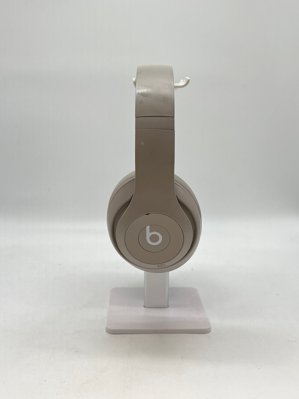 Beats Studio Pro Wireless On-Ear Bluetooth Headphones - Used