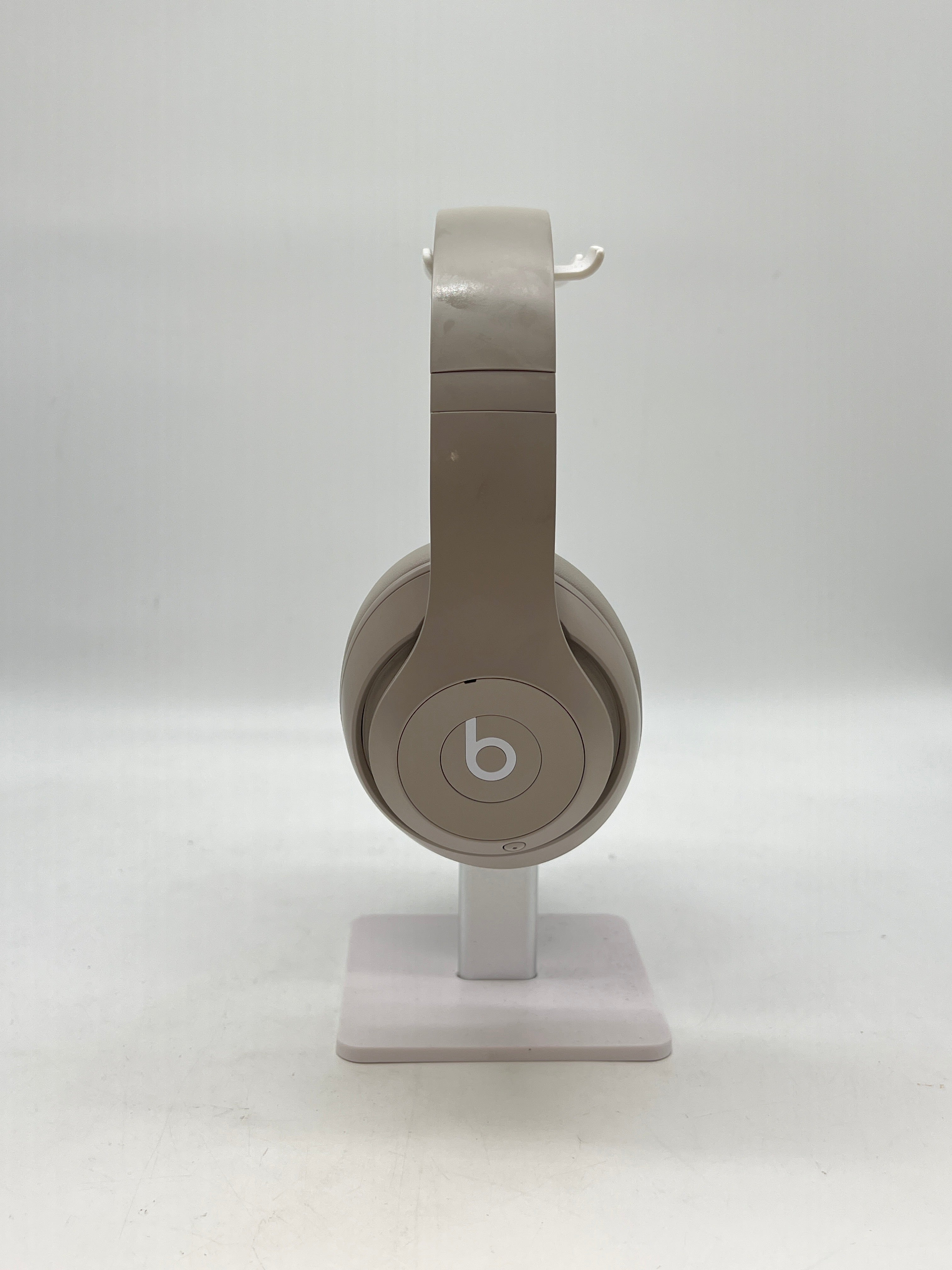 Beats Studio Pro Wireless On-Ear Bluetooth Headphones - Used