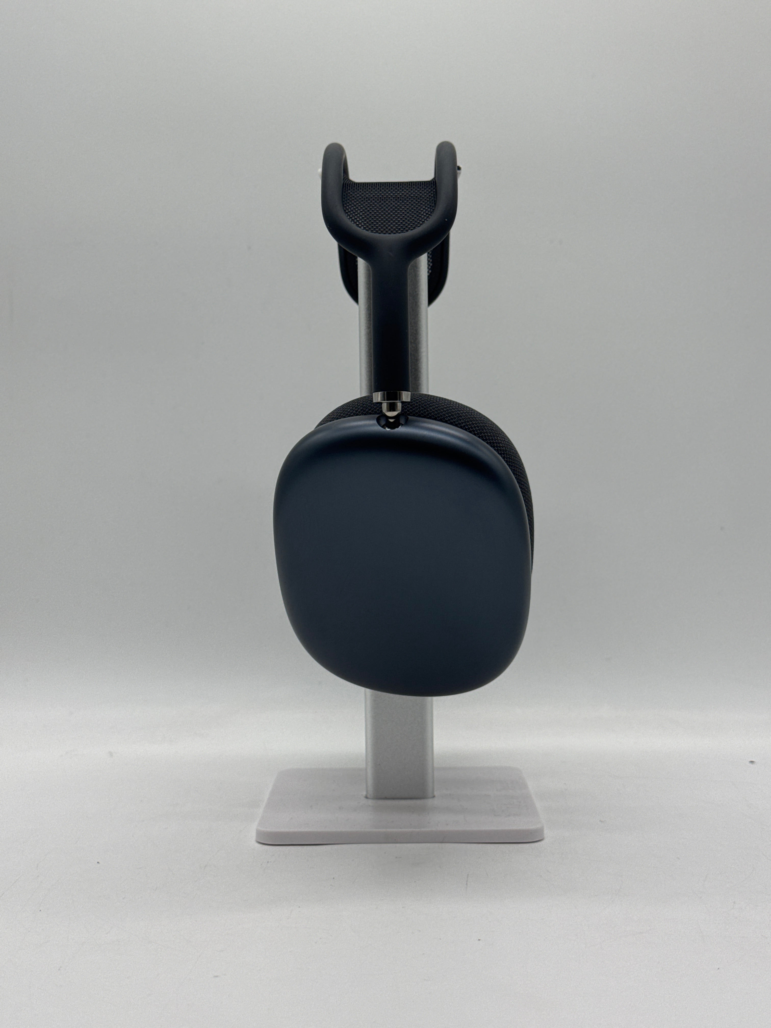 Apple AirPods Max USB-C (2024) Over-Ear Headphones - Used