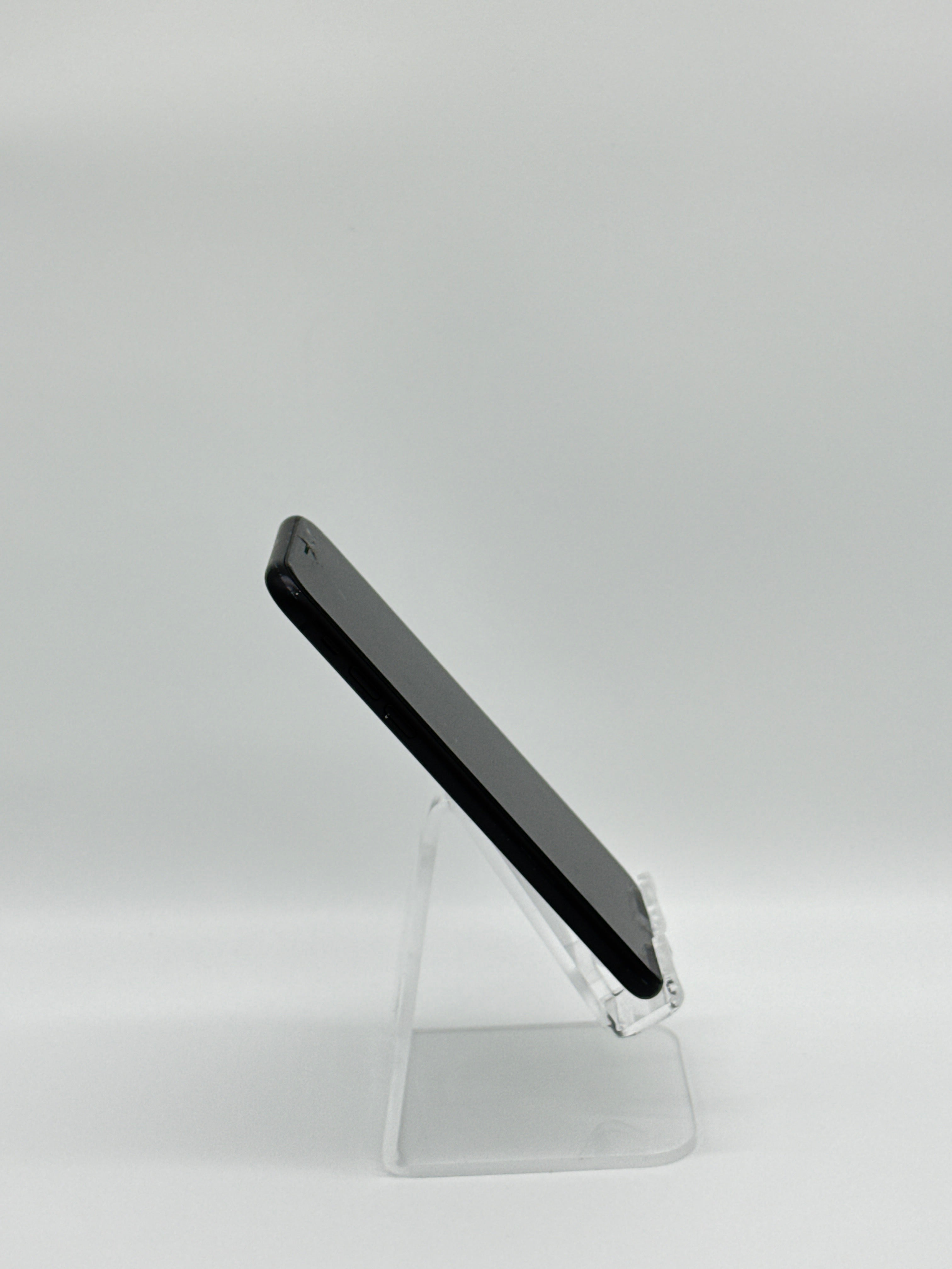 Apple iPhone XR 6.1" 128GB Black Boost Mobile