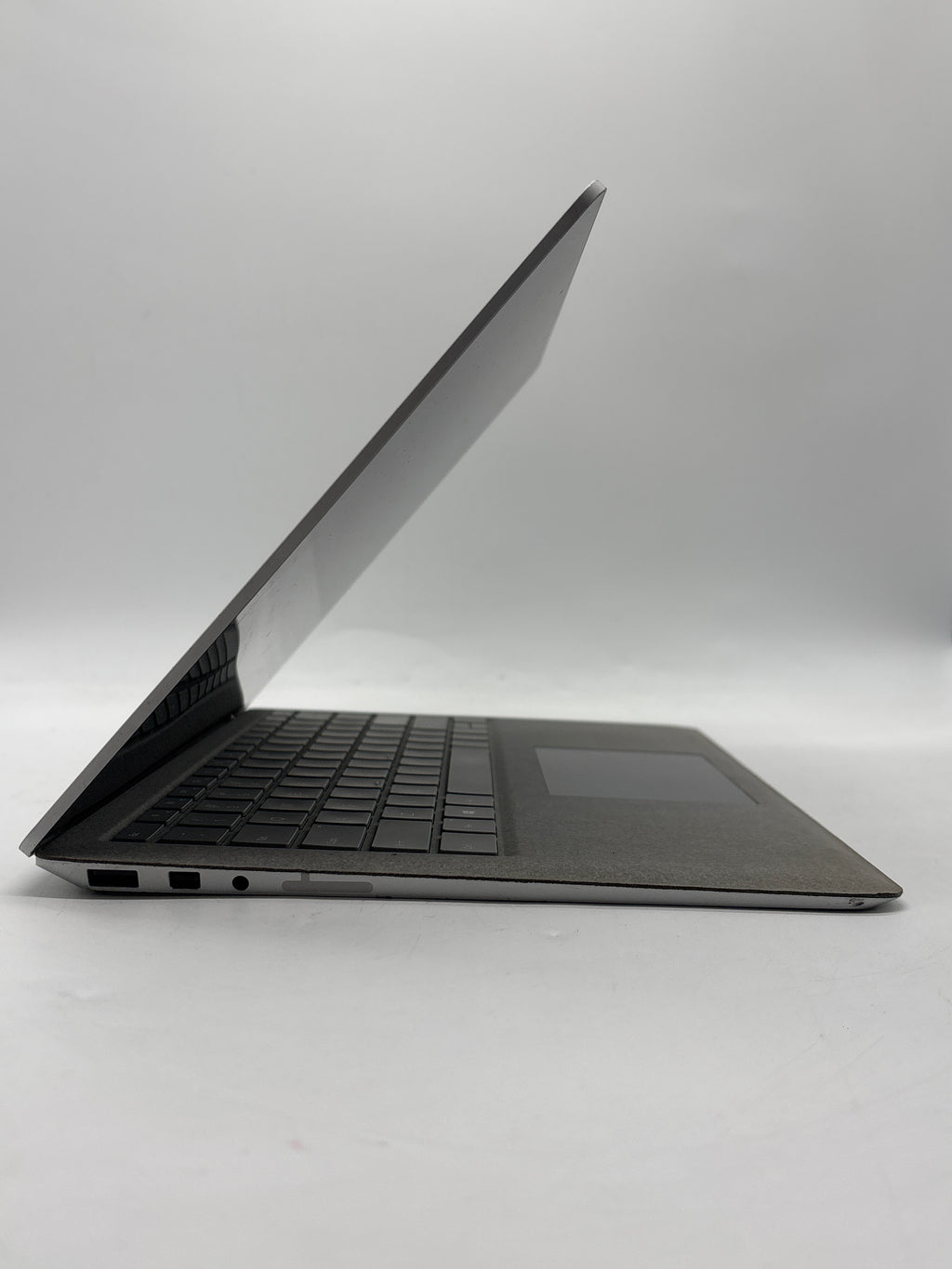 Microsoft Surface Laptop 1769 13" Intel Core i5-8350U 8GB RAM 256GB SSD Silver - Used