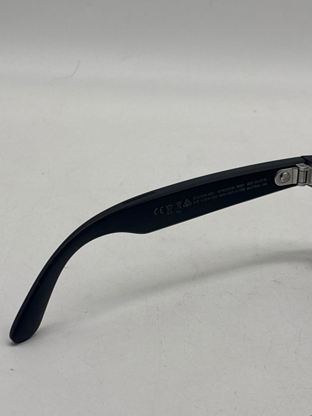 Ray-Ban Meta Wayfarer Gen 2 RW4012 Smart Glasses w/ Camera Black - Used