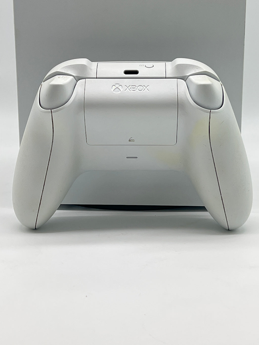 Microsoft Xbox Series X 1TB Gaming Console 1882 White - Used with Controller