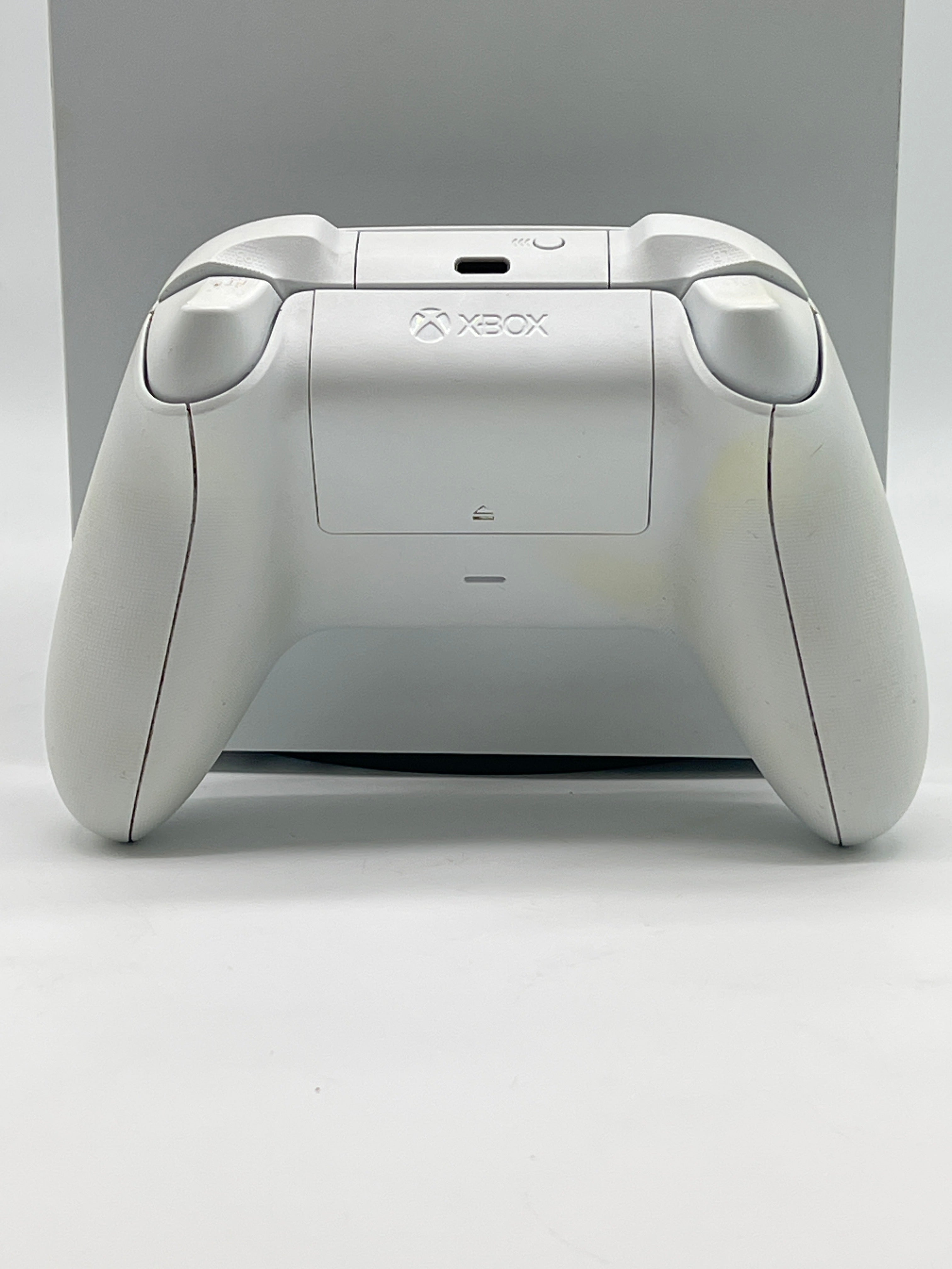 Microsoft Xbox Series X 1TB Gaming Console 1882 White - Used with Controller
