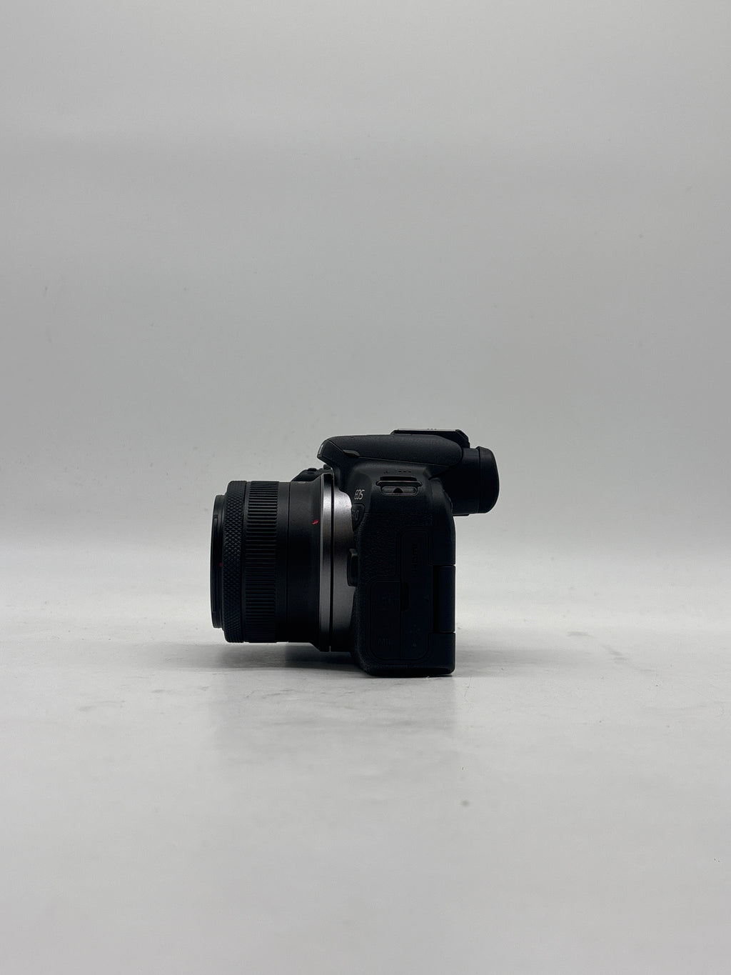 Canon EOS R10 Mirrorless Camera Body Only Black - Used