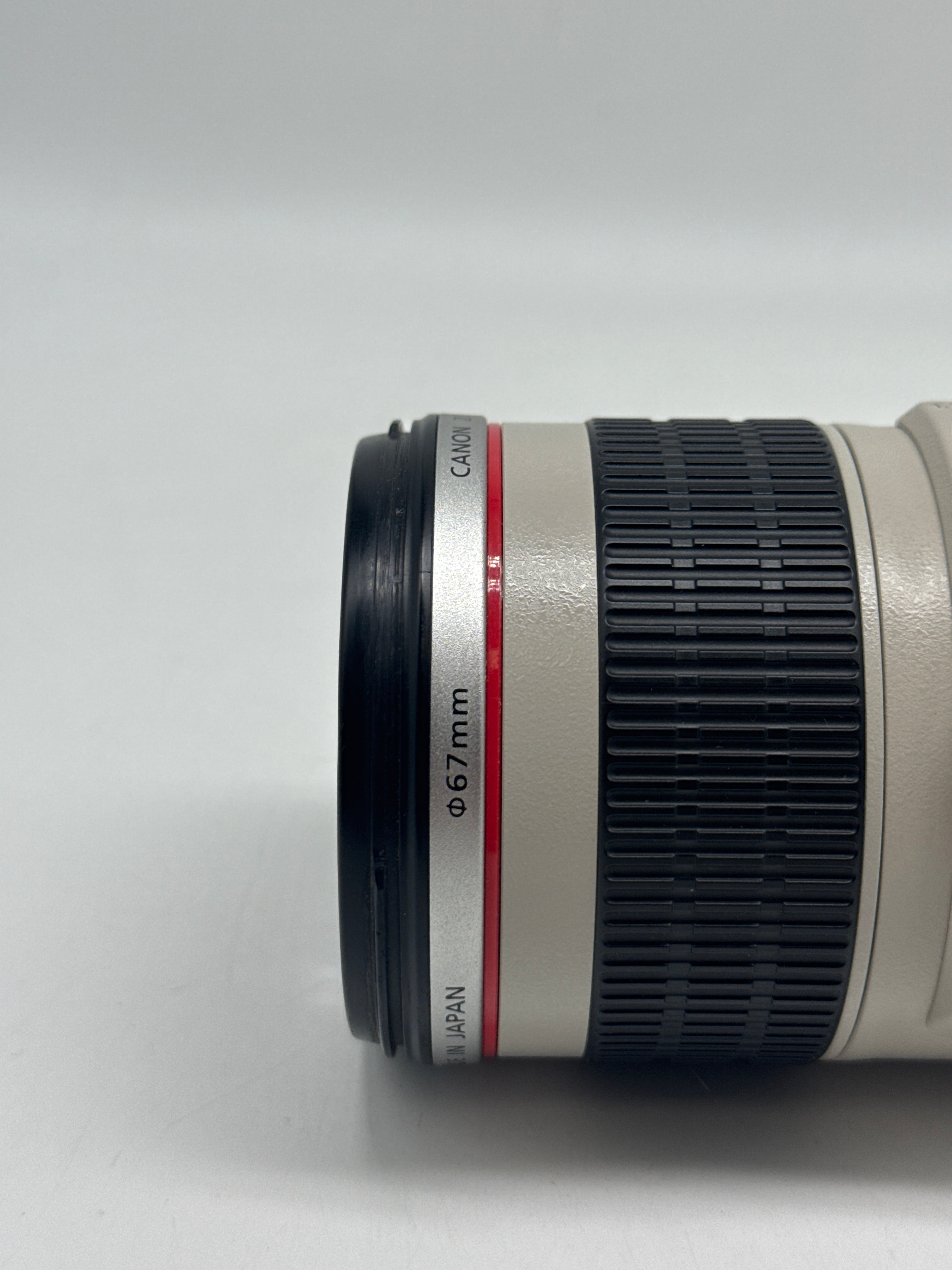 Canon EF 70-200mm f/4 L IS USM Telephoto Zoom Lens W/Lens Cap