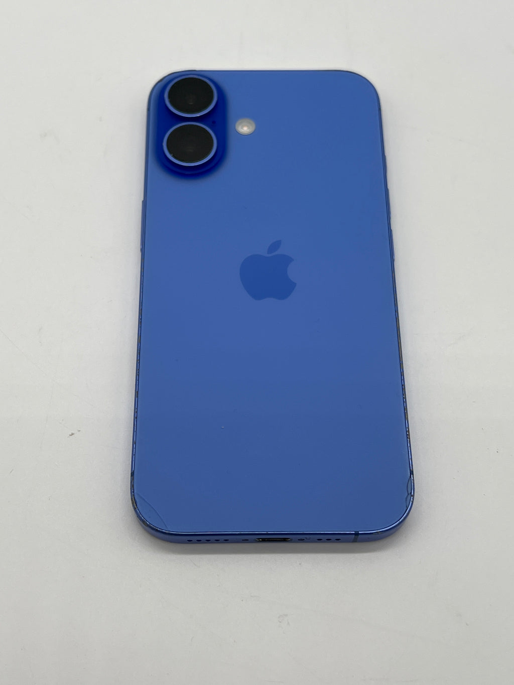 Apple iPhone 16 256 GB Used C