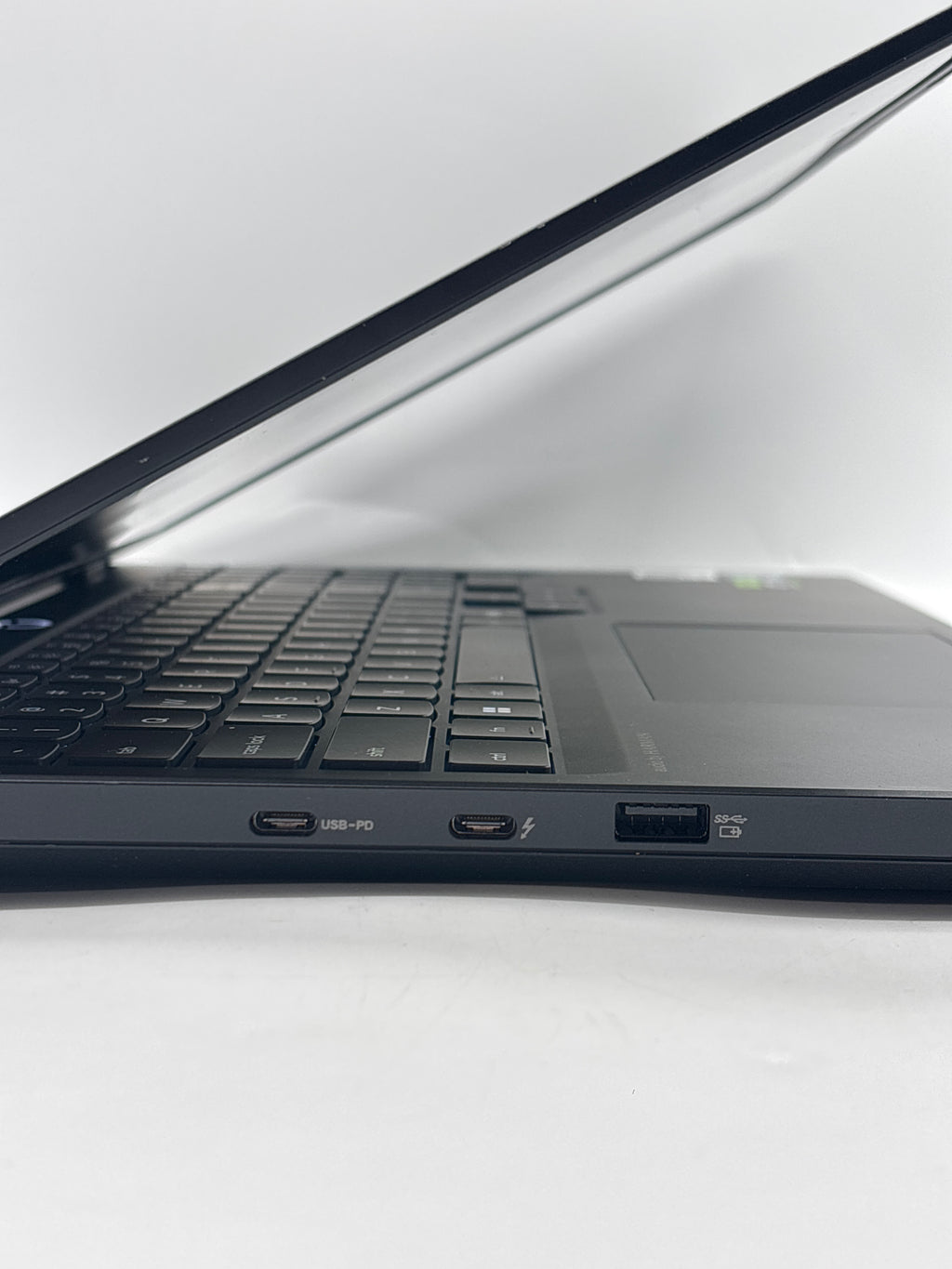 Lenovo Legion 5 15IAX10 15.6" Intel Core Ultra 7 255HX 32GB RAM 1TB SSD RTX 5070 Black - No Charger