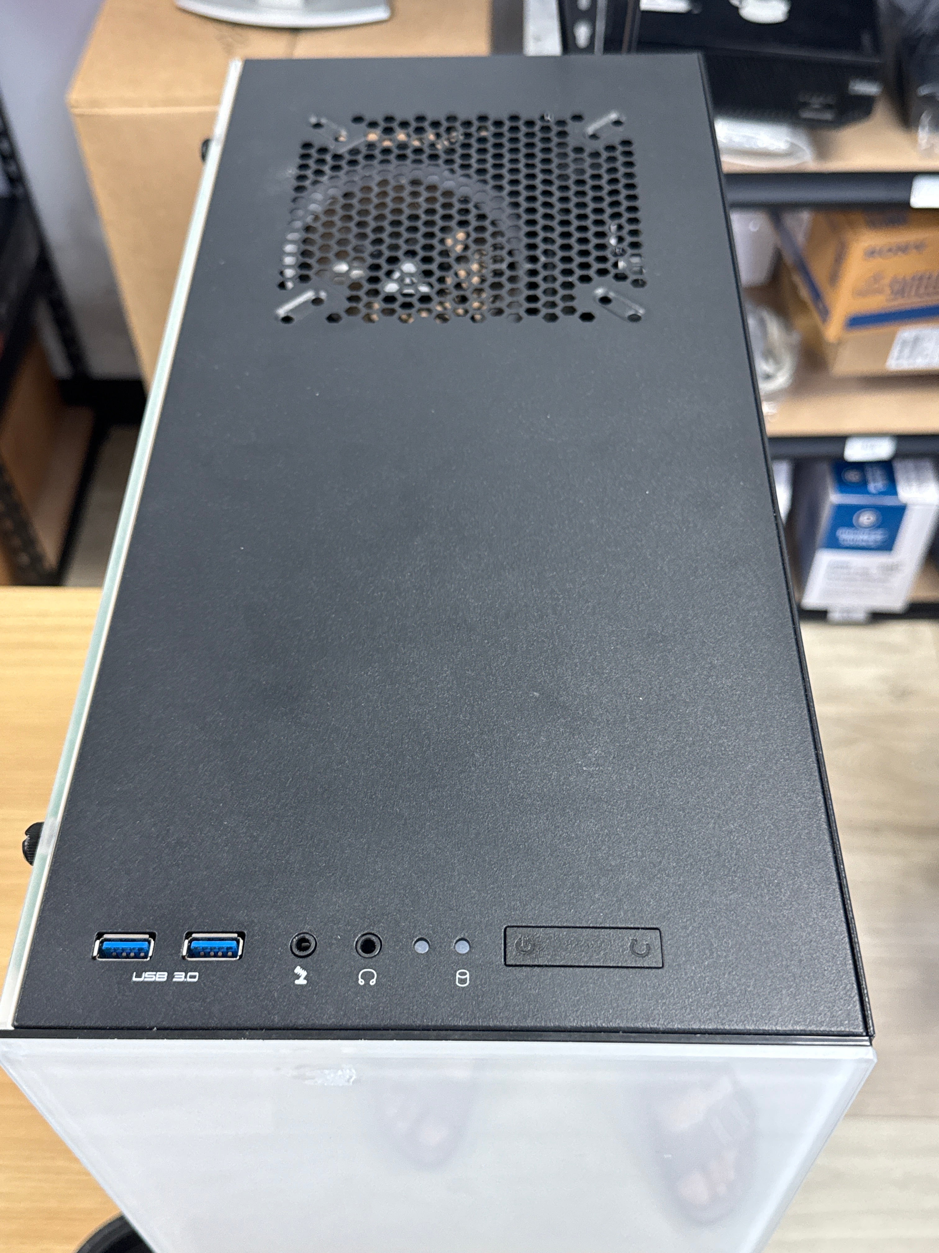 CyberPower PC i5-12400F 16GB RAM 1TB SSD RTX 3050
