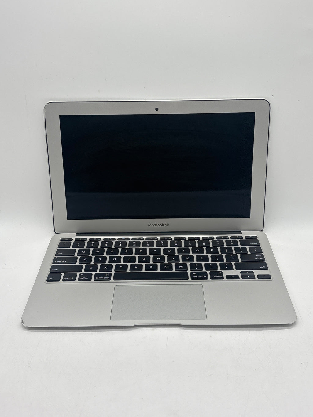 Apple MacBook Air A1465 i5 4GB RAM 128GB SSD - For Parts (No OS)