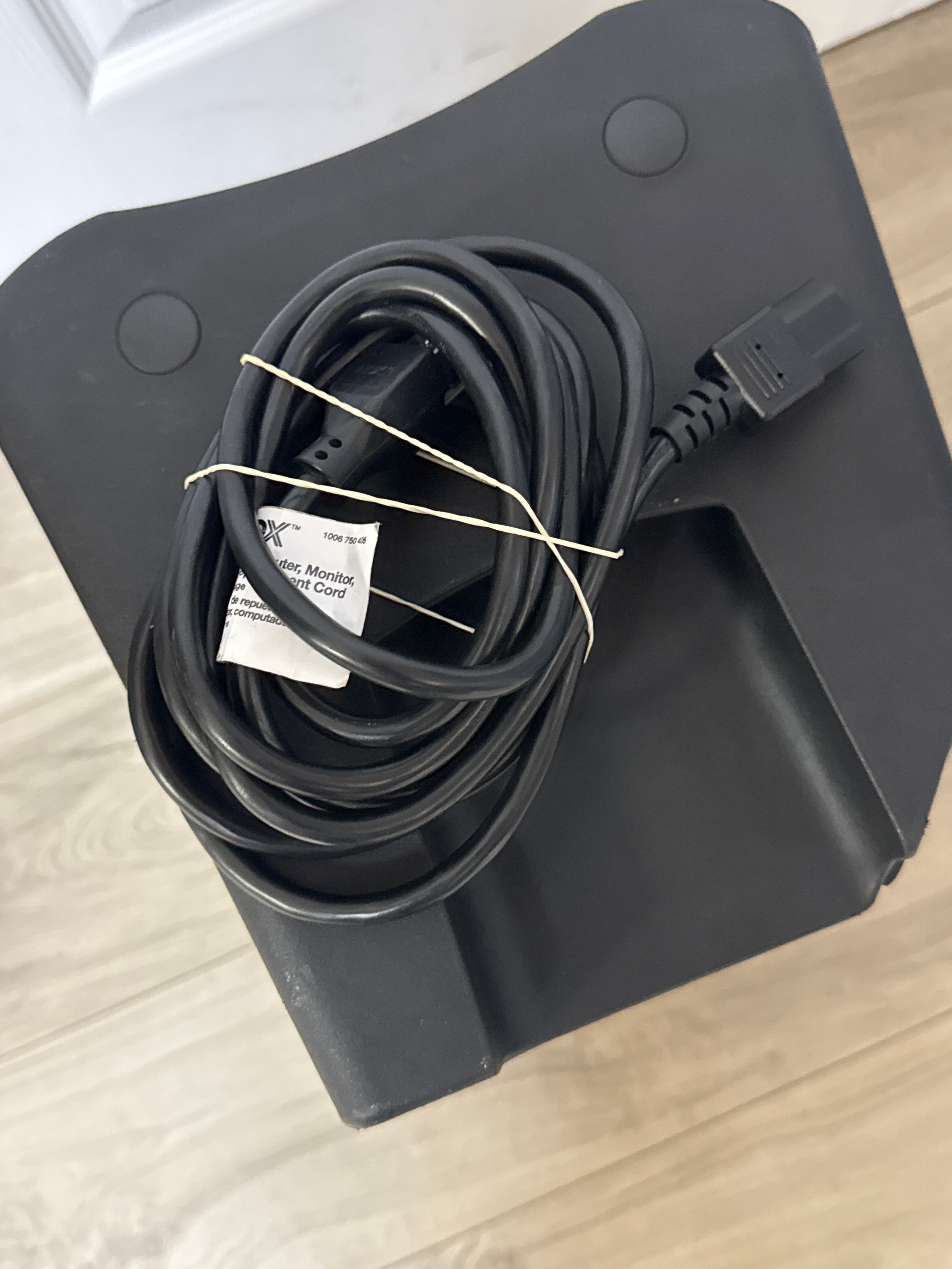 Harbinger Vari V2308 8" Powered Speaker Black - Used