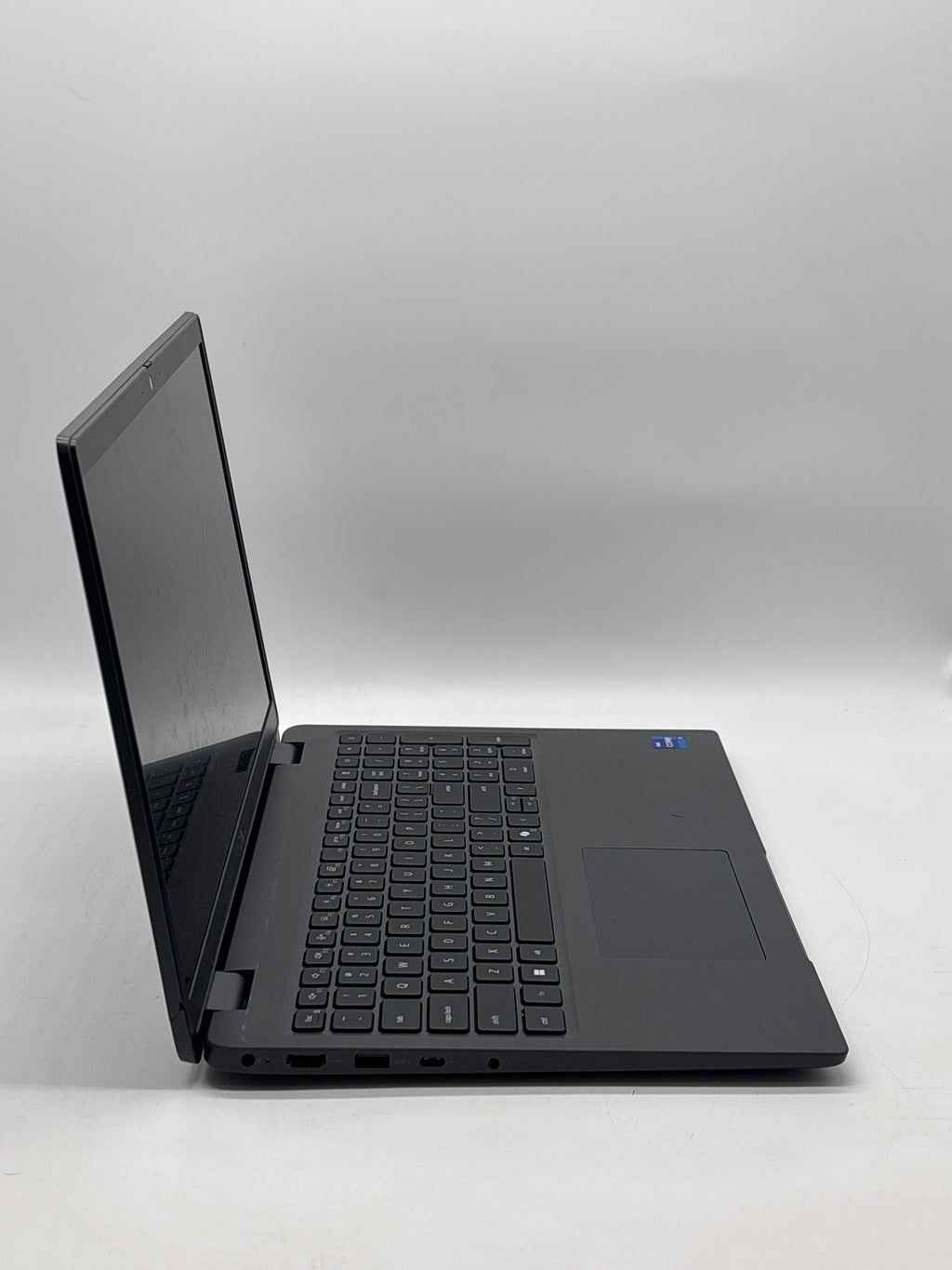 Dell Latitude 3550 15" FHD I7-1355U 512GB 16GB W11P - Used