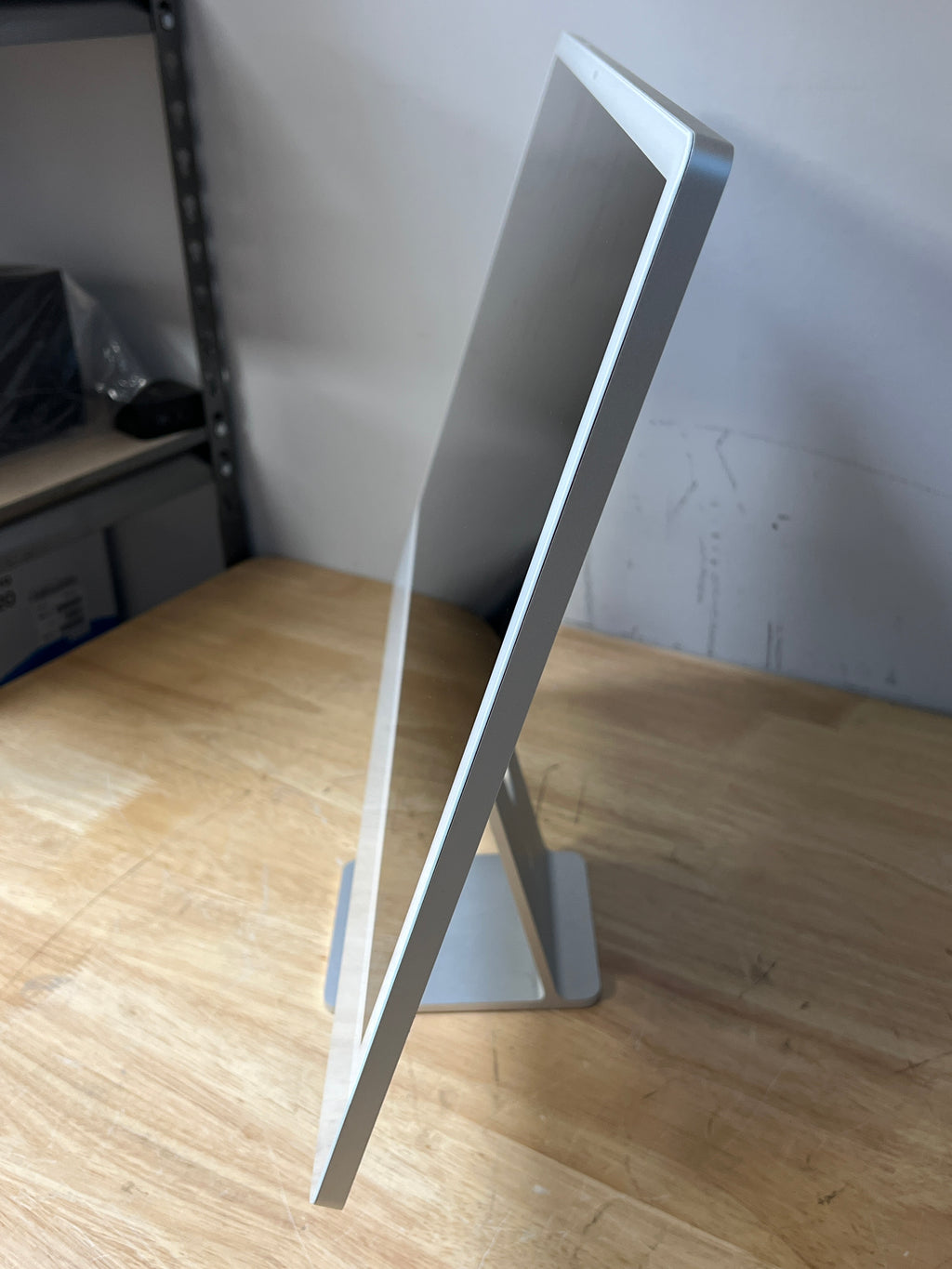 Apple iMac 24" M1 A2438 2021 8GB 256GB SSD Silver MJV83LL/A - For Parts (Remotely Managed)