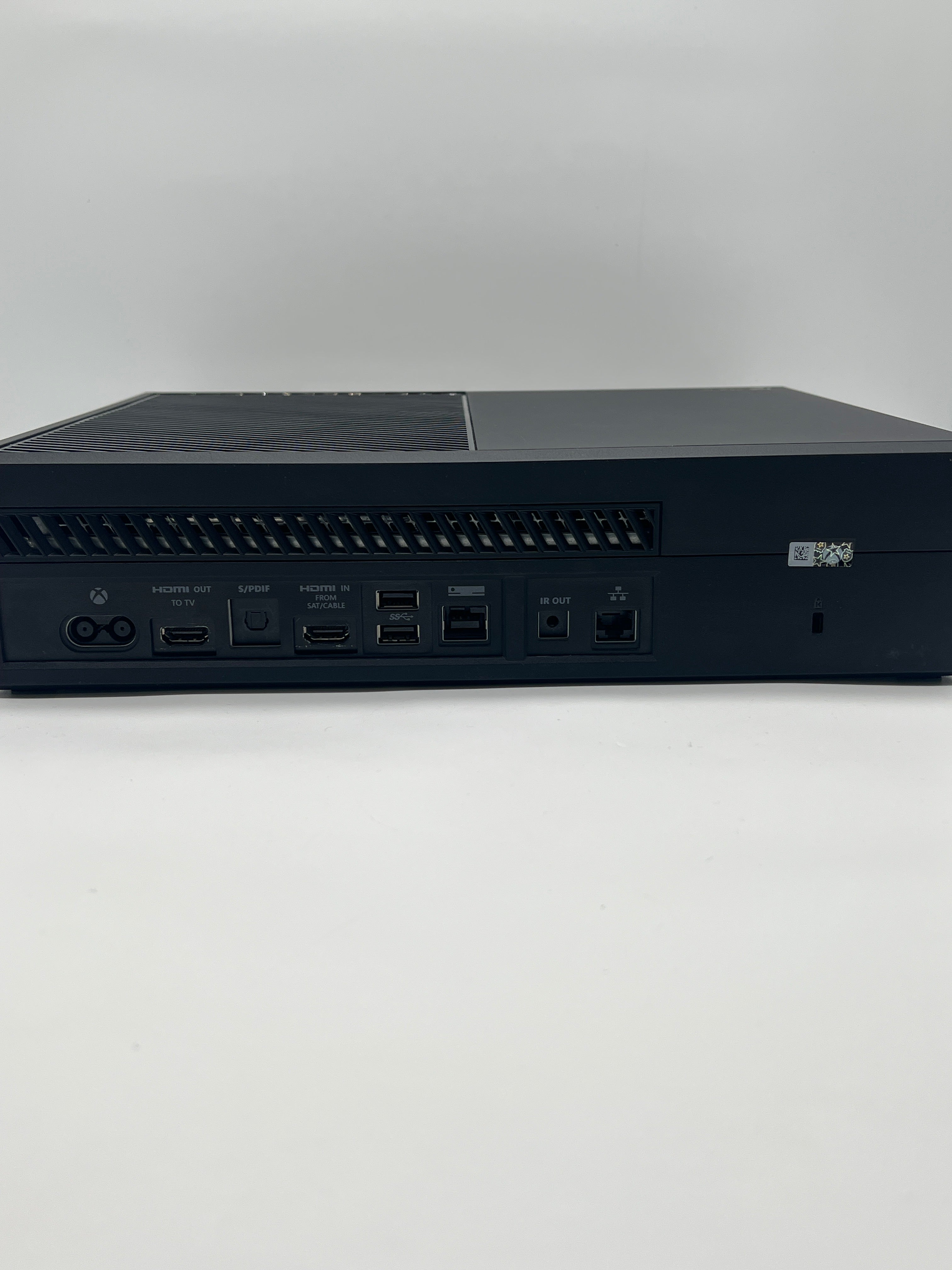 Xbox One (1540) 2013 500GB Home Console - For parts - Wont turn on