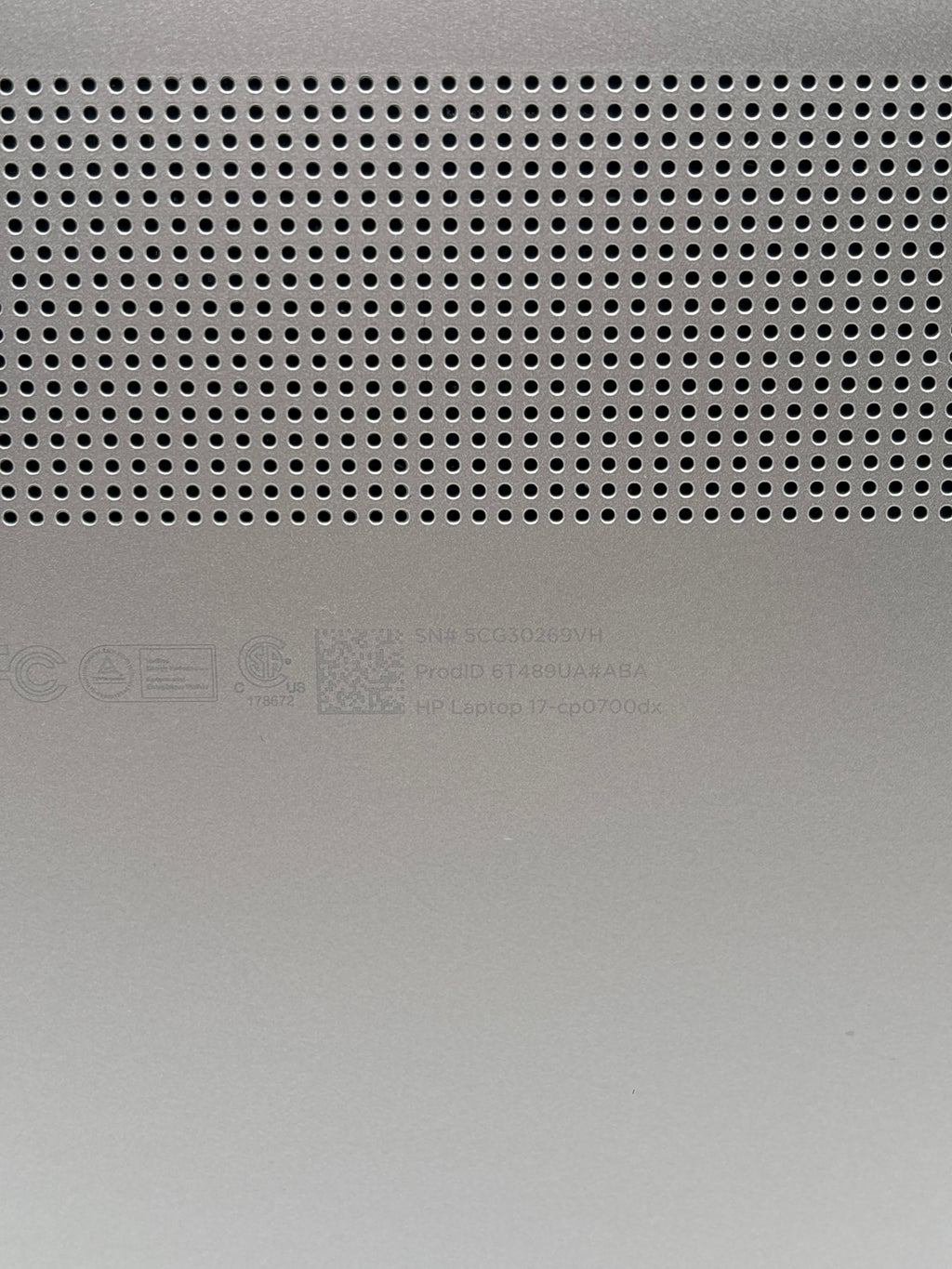 HP 17-CP0700DX AMD Ryzen 5 5500U 8GB RAM 512GB SSD