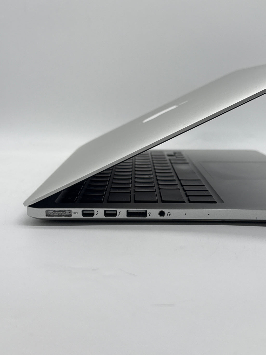 Apple MacBook Pro A1502 13" Intel Core i5 8GB RAM 128GB SSD - Used