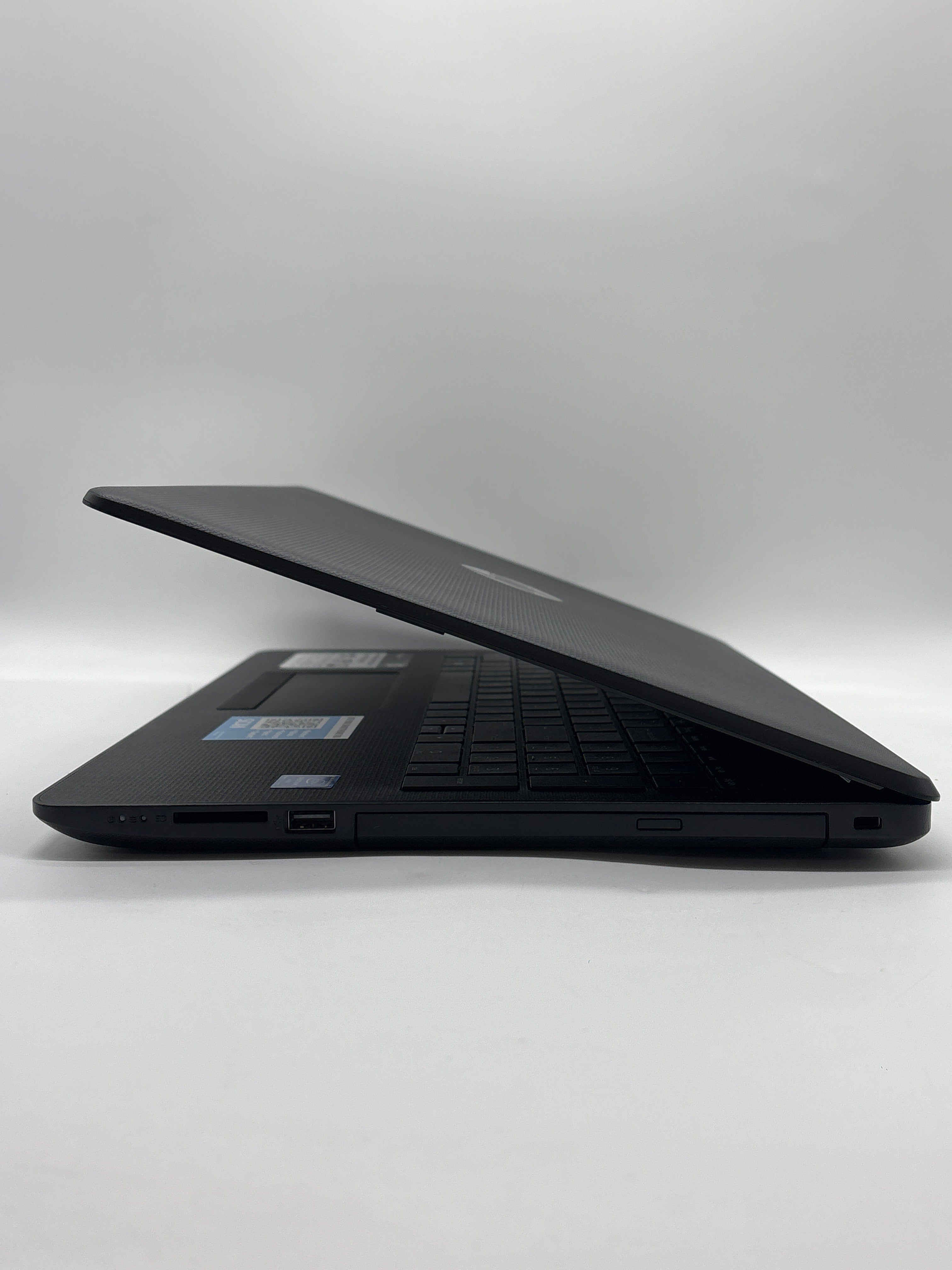 HP 15-BS020WM Touch Pentium N3710 4GB RAM 500GB HDD