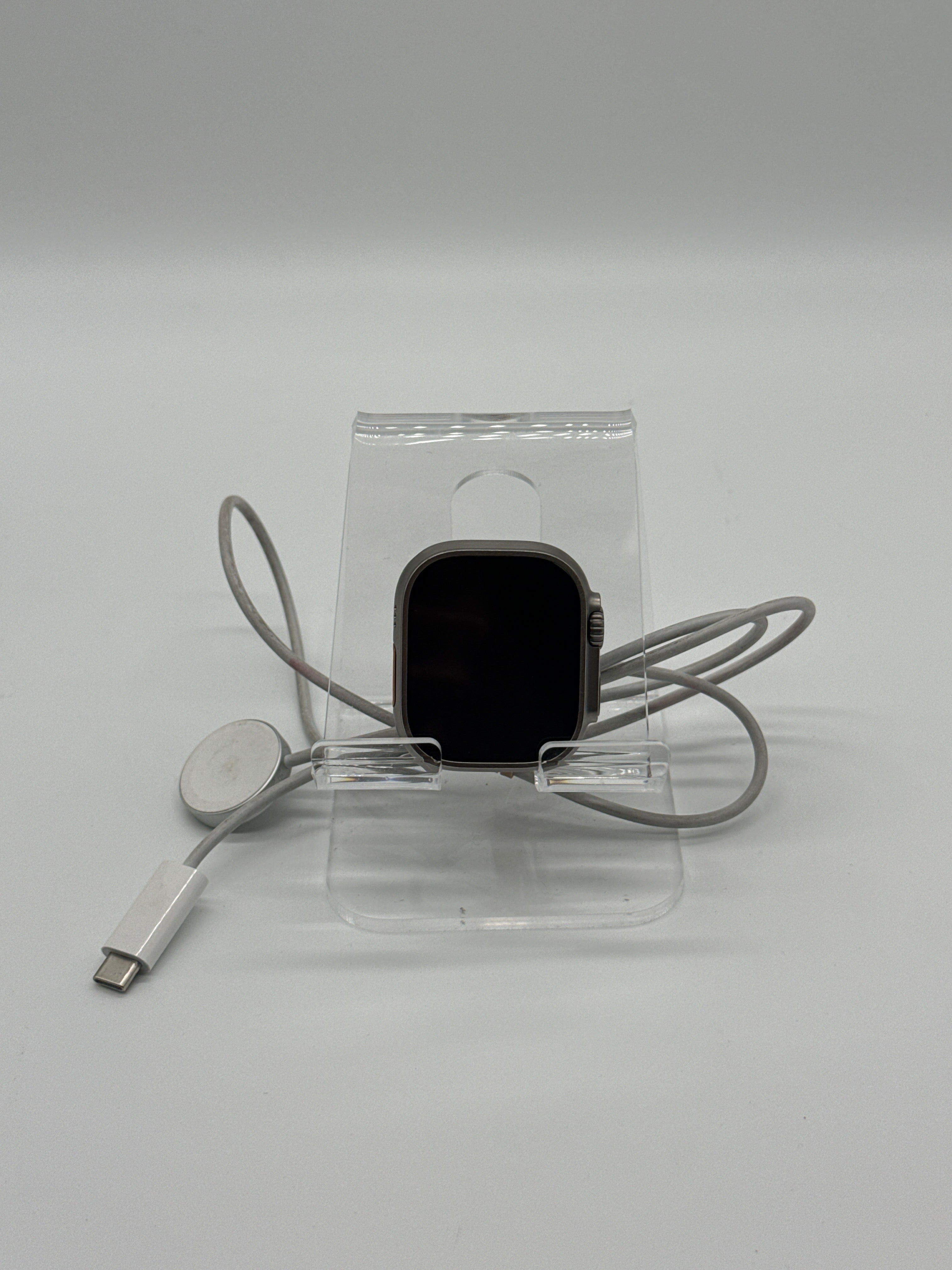 Apple Watch Ultra A2622 49mm Titanium GPS Cellular Gray - Used