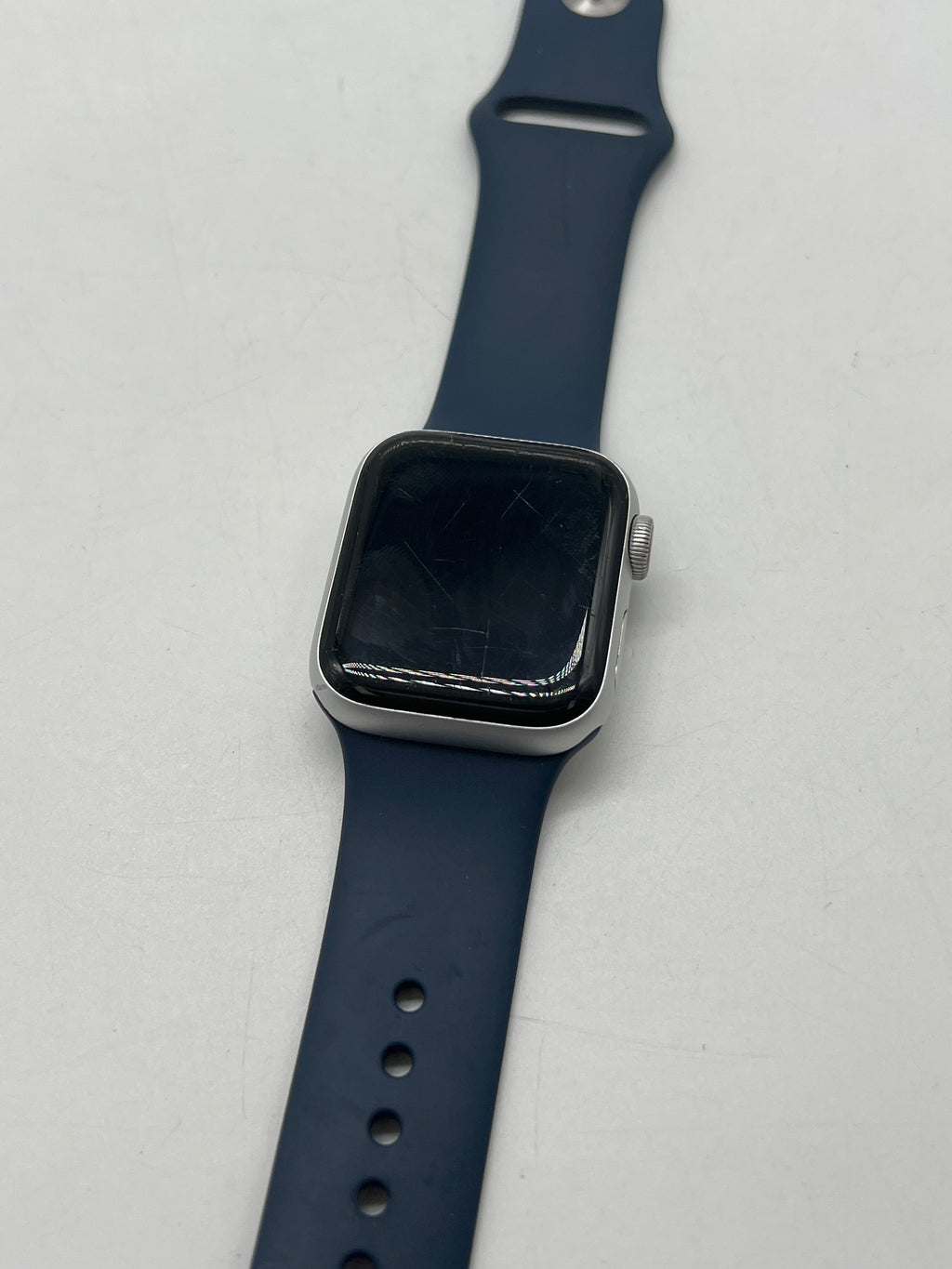 Apple Watch SE 2nd Gen 40mm GPS + Cellular 32GB  - Used