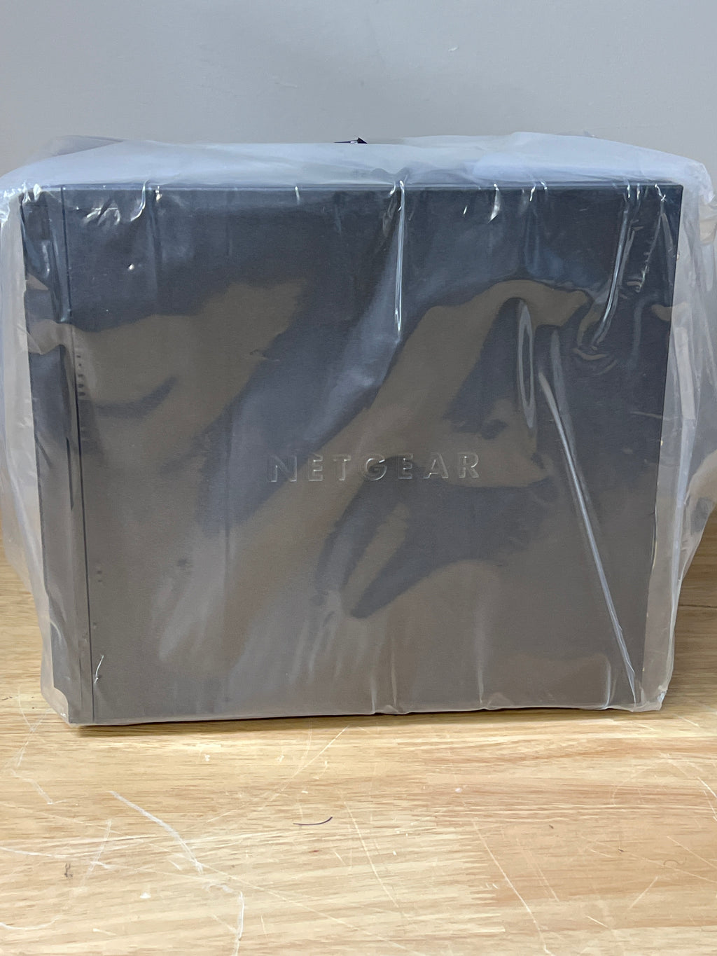 NetGear ReadyNAS Ultra 6 RNDU6000 Diskless Network Storage - New in Box