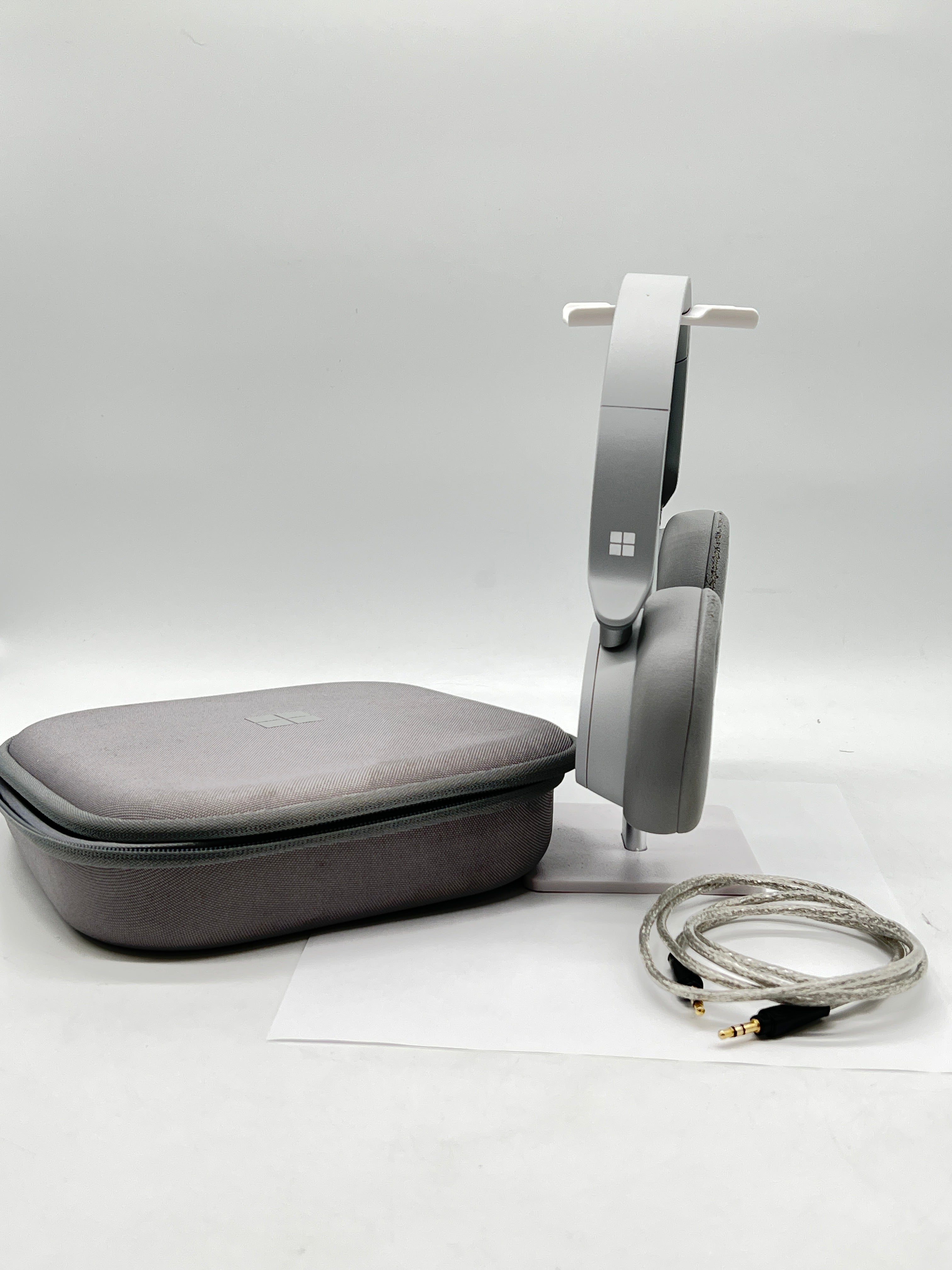 Microsoft Surface Headphones 1830 Ear-Cup Over the Ear Silver Used