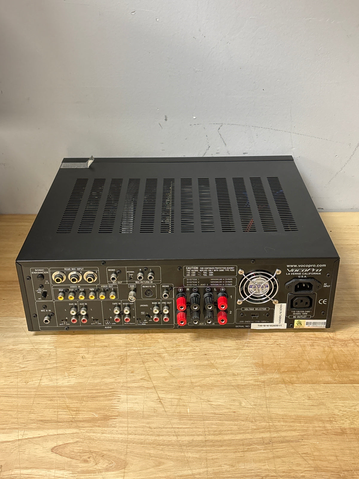 VocoPro DA-9800RV 24-Bit DSP Reverb Karaoke Mixing Amplifier Black - Used