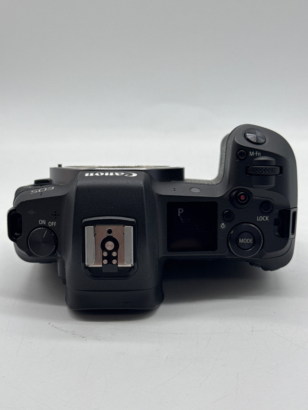 Canon EOS R Mirrorless Camera w/ Lens Black - Used