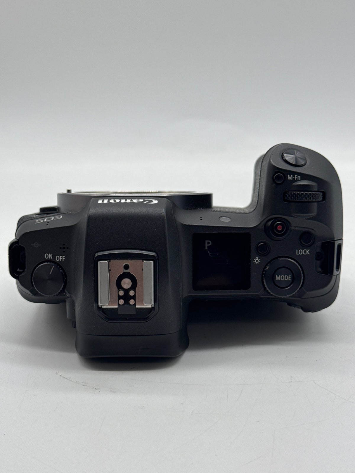 Canon EOS R Mirrorless Camera w/ Lens Black - Used